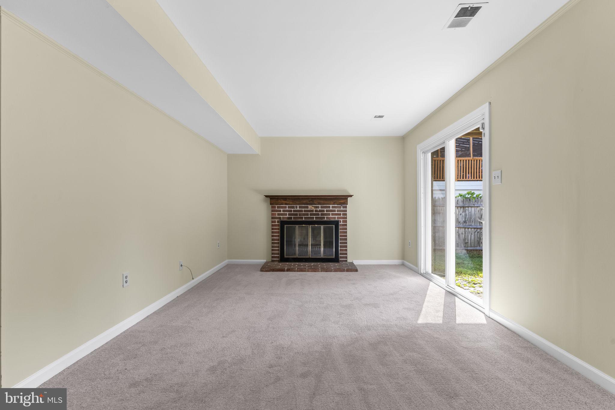 BEN FRANKLIN PARK - Residential Lease