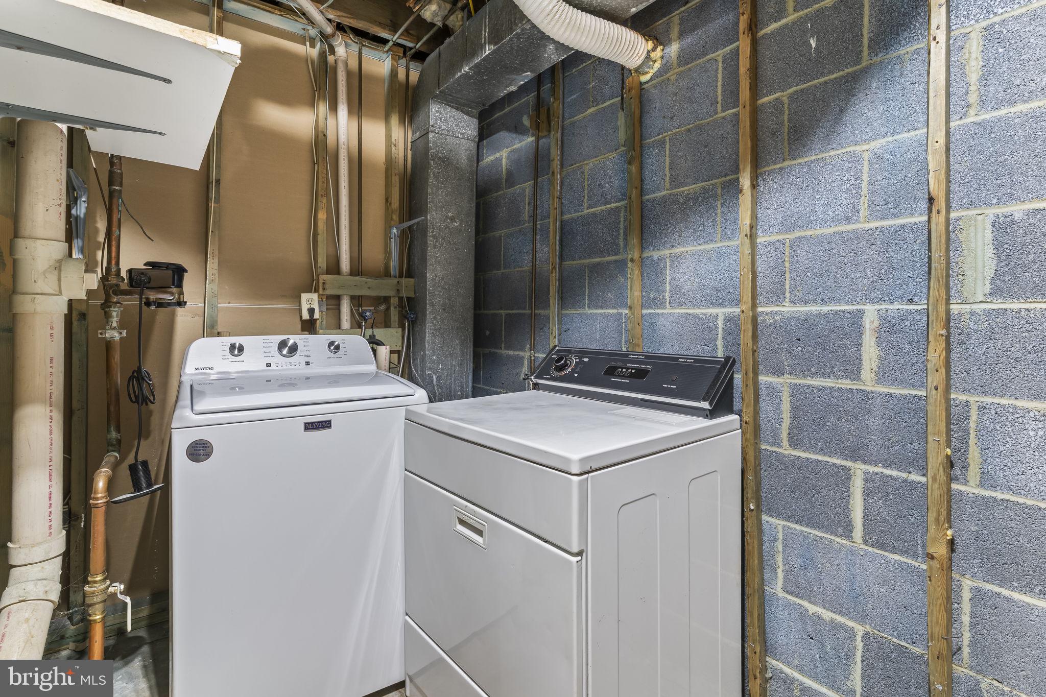 BEN FRANKLIN PARK - Residential Lease