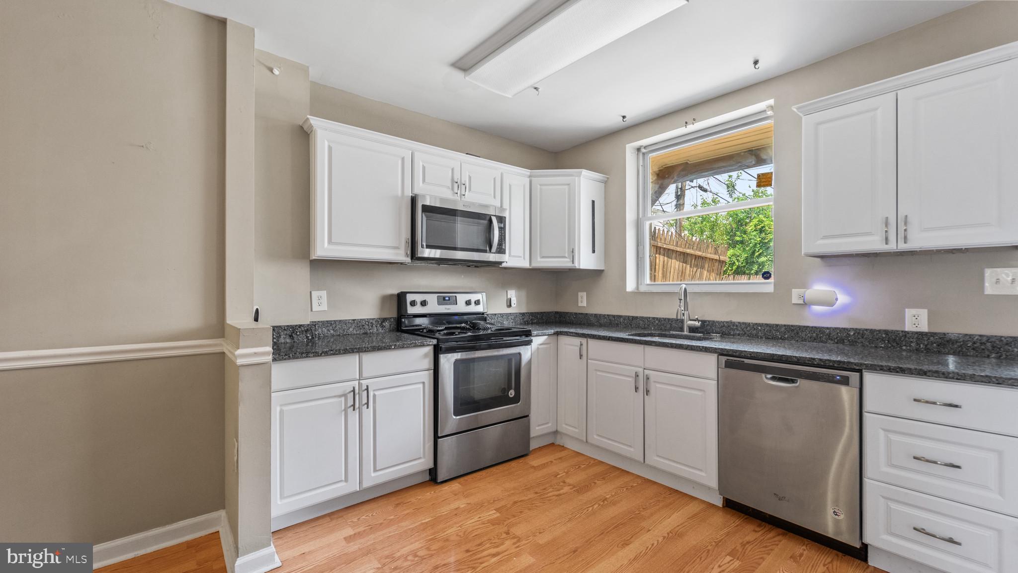 HIGHLAND - Residential Lease