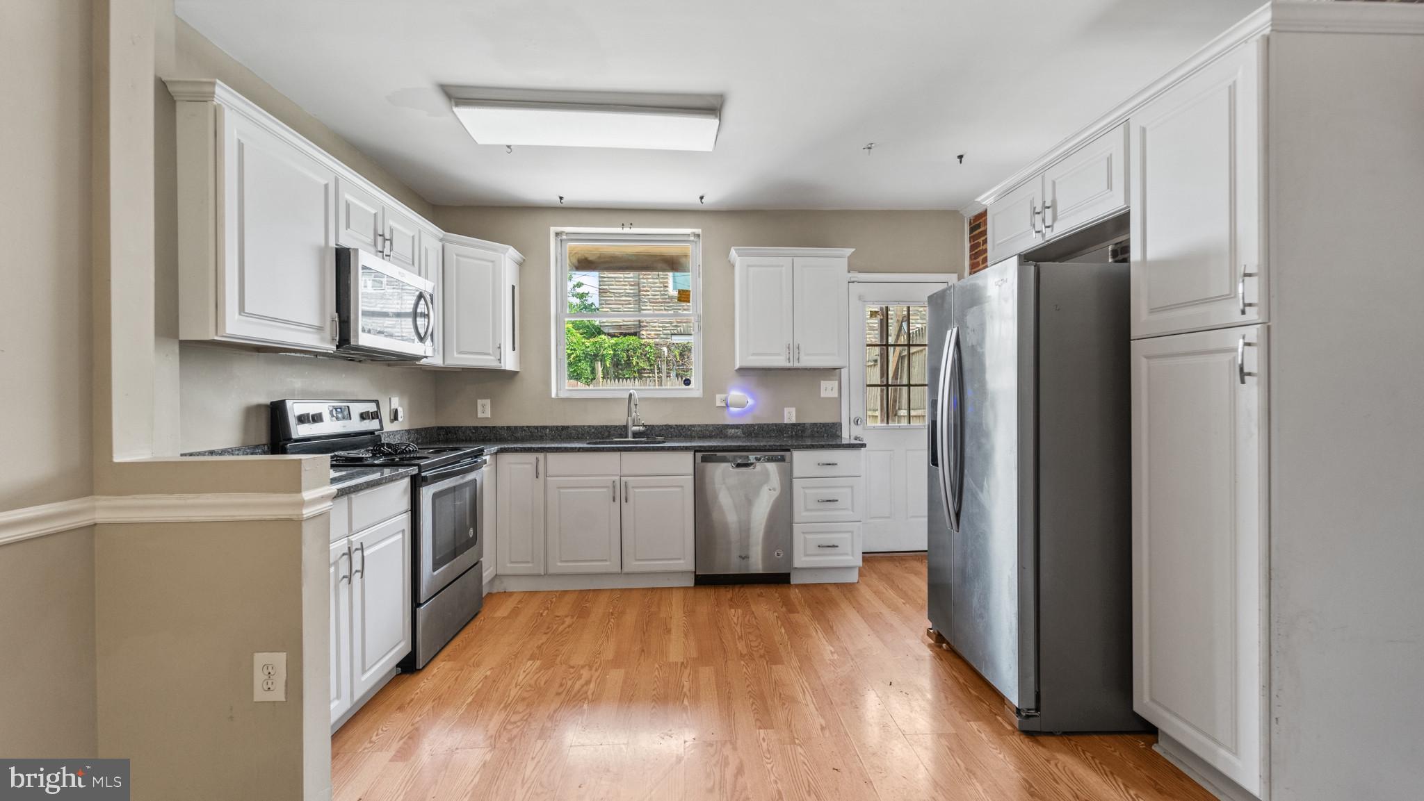 HIGHLAND - Residential Lease