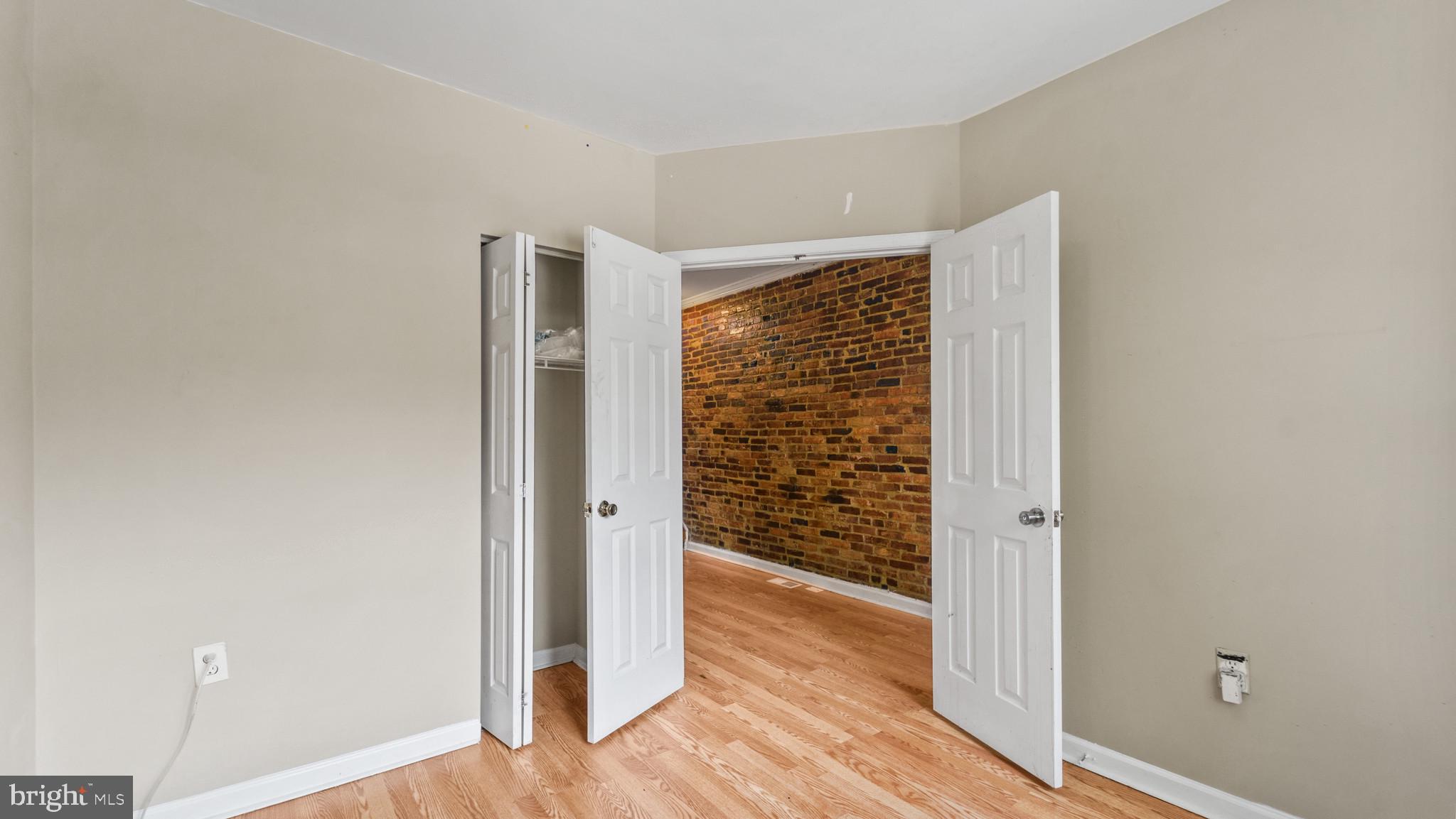 HIGHLAND - Residential Lease