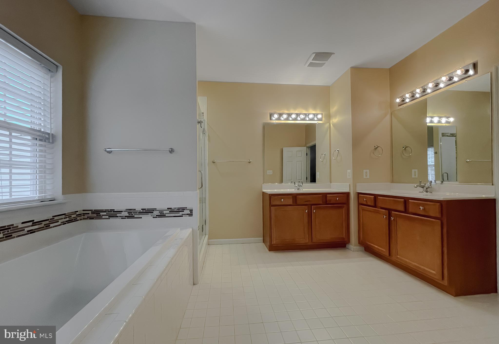 DAHLIA PARK OF WILDEWOOD - Residential