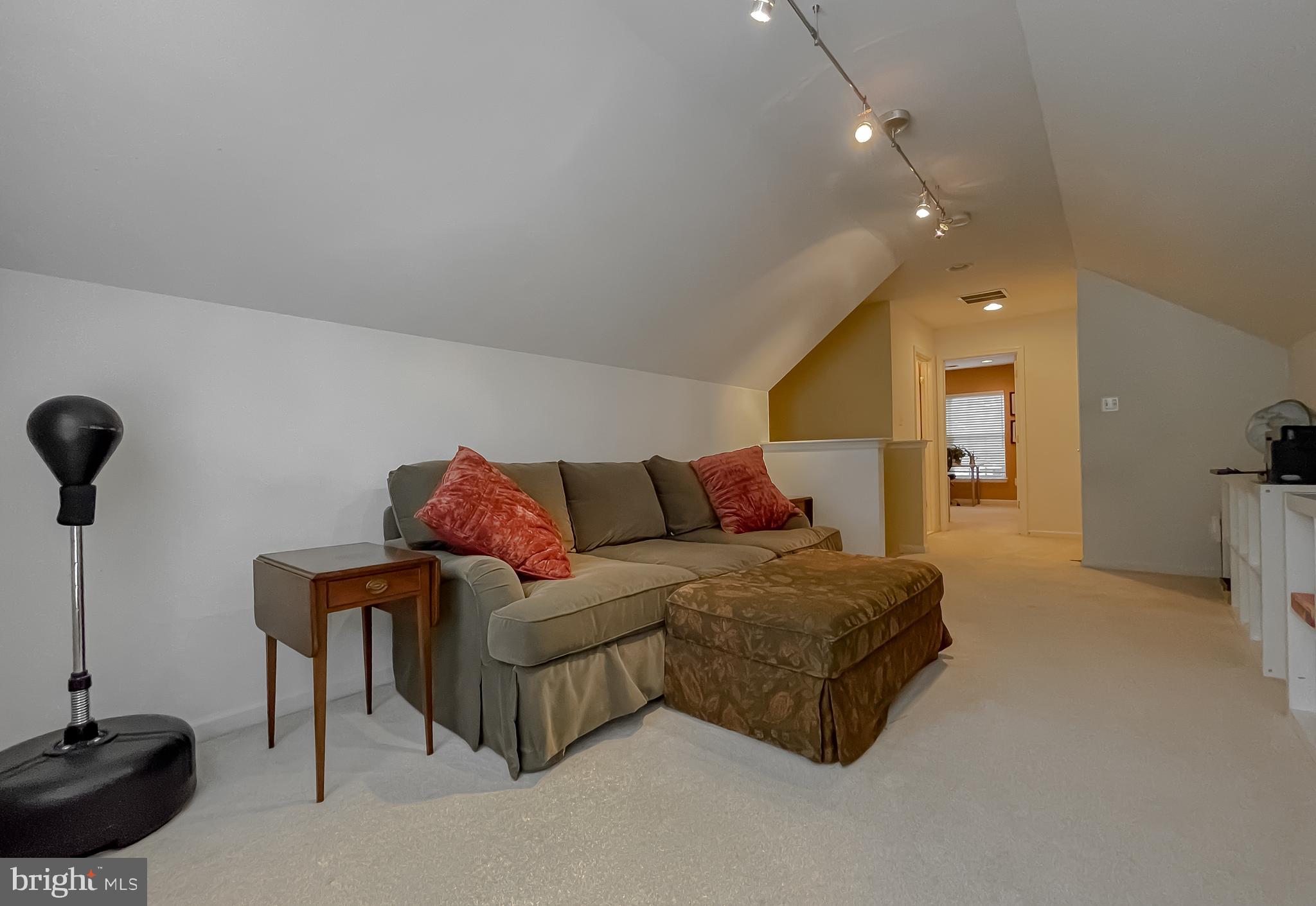 DAHLIA PARK OF WILDEWOOD - Residential