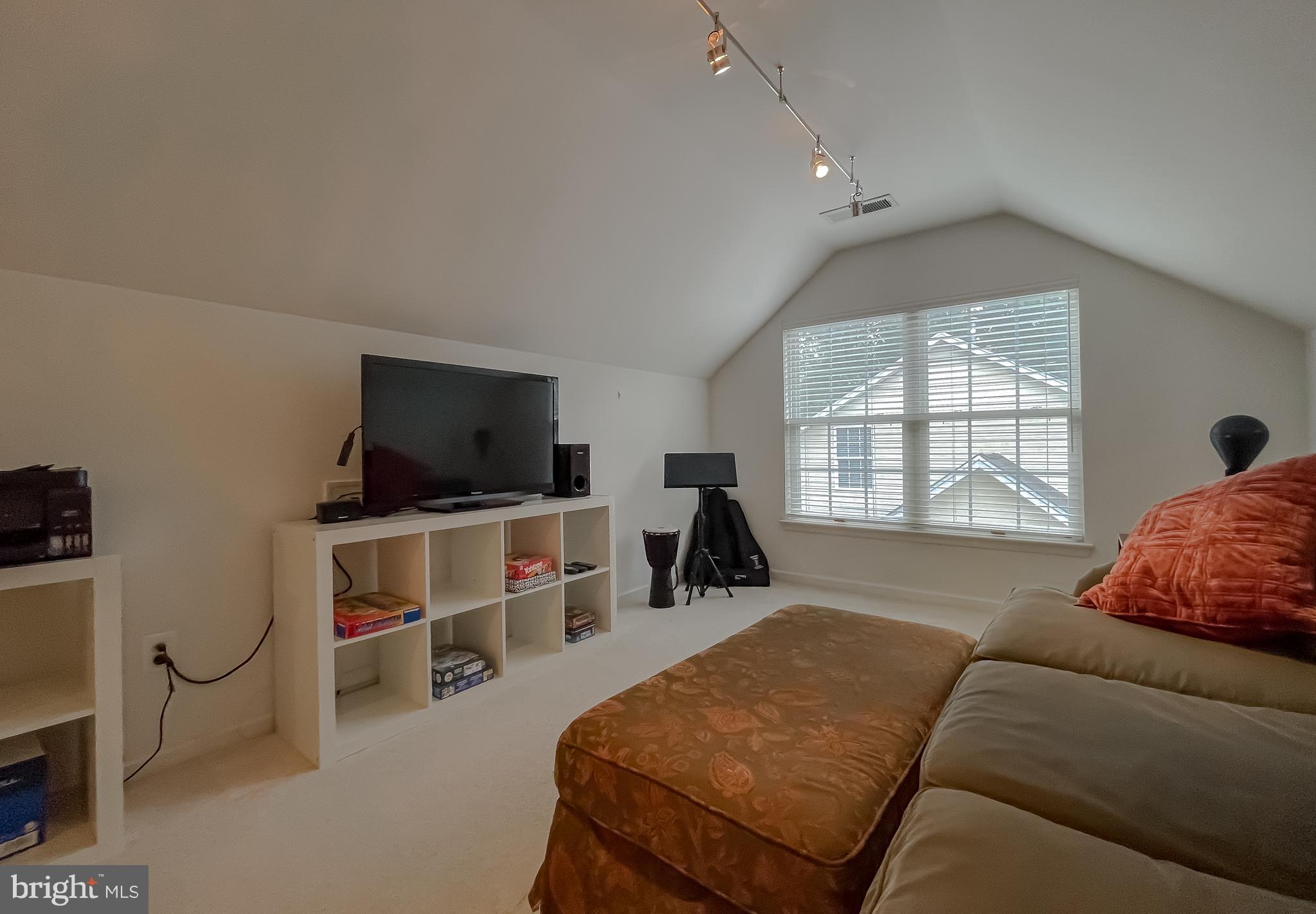 DAHLIA PARK OF WILDEWOOD - Residential