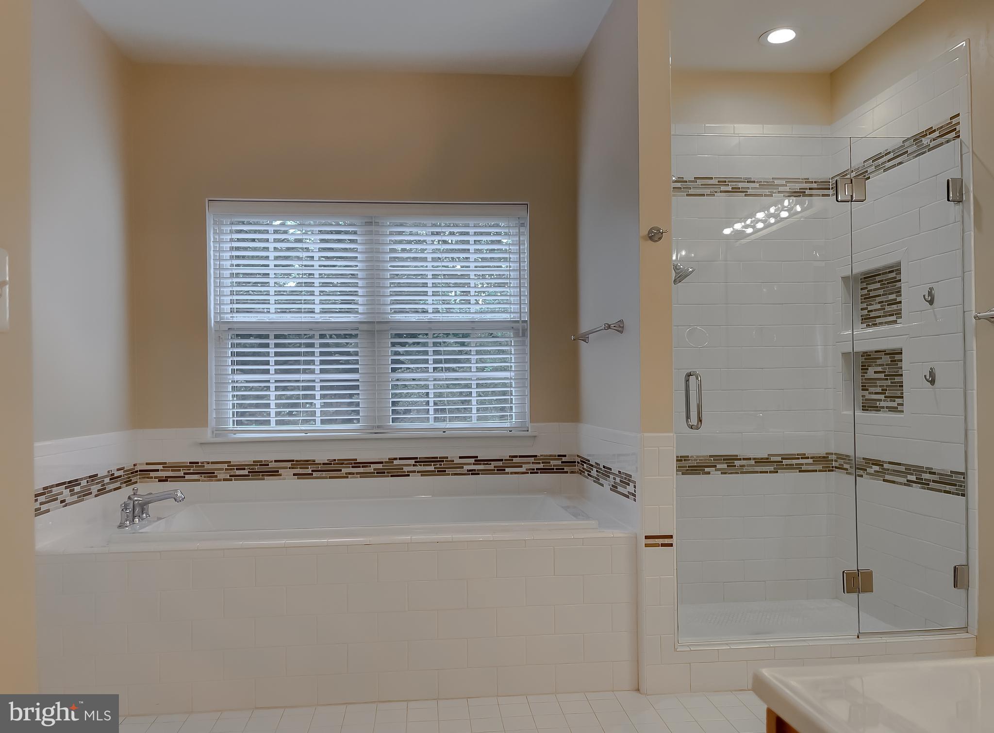 DAHLIA PARK OF WILDEWOOD - Residential