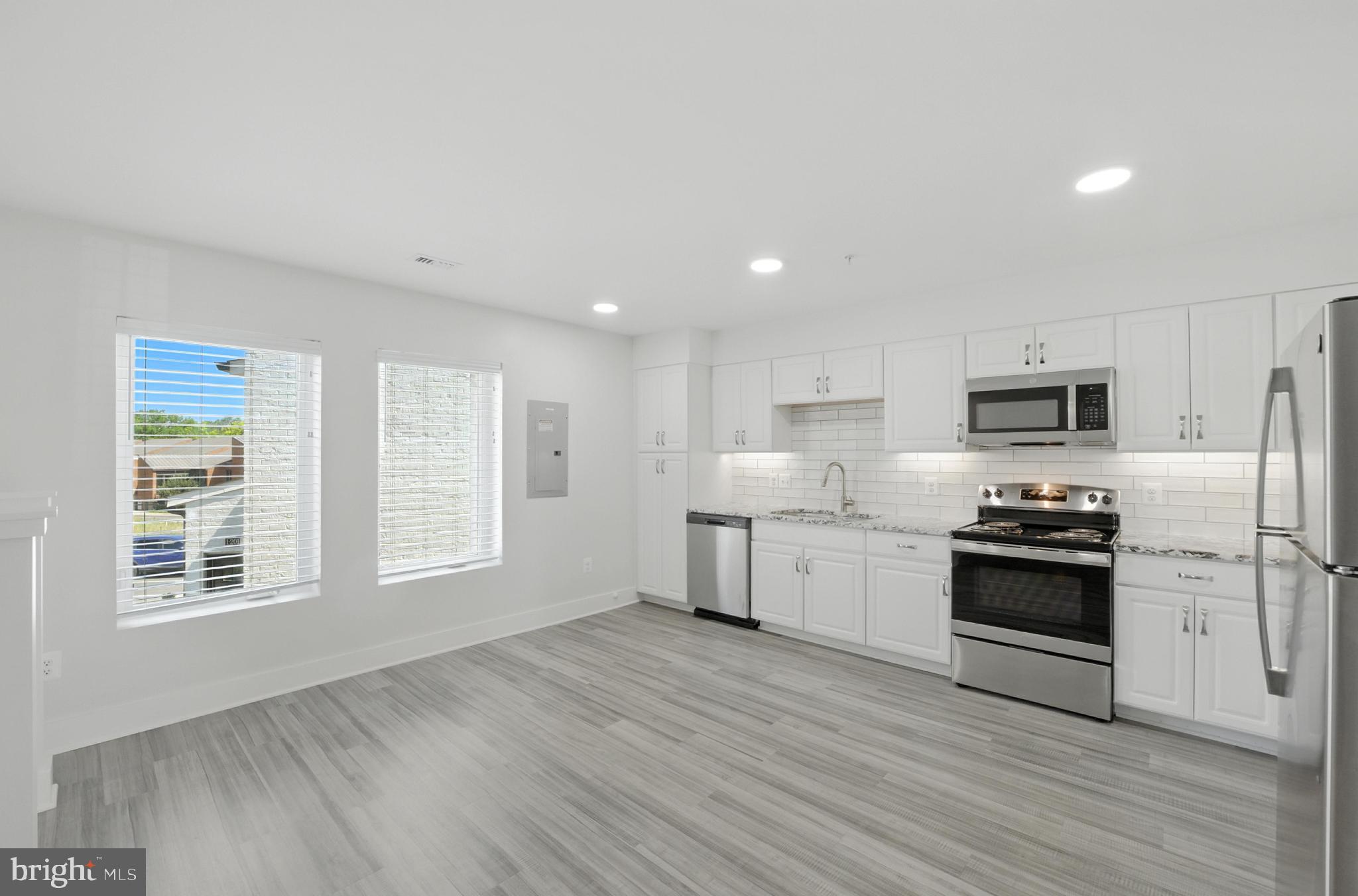 MONTGOMERY VILLAGE - Residential