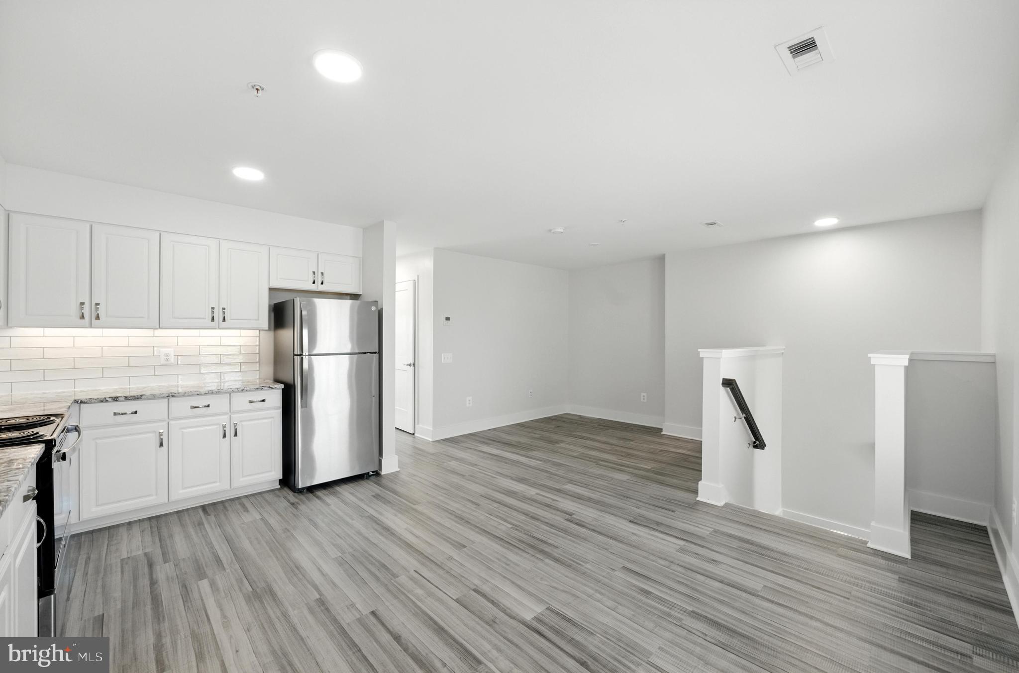 MONTGOMERY VILLAGE - Residential