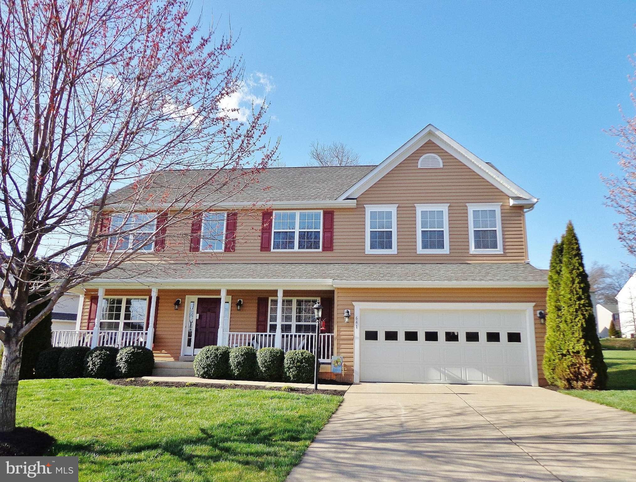 REDWOOD LAKES - Residential