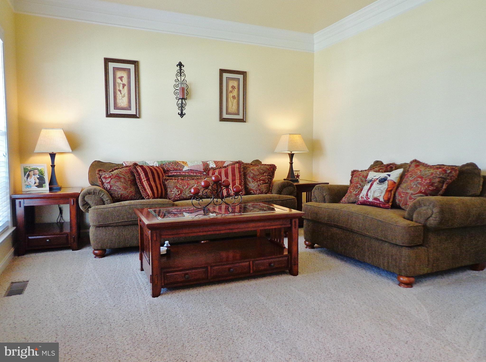 REDWOOD LAKES - Residential