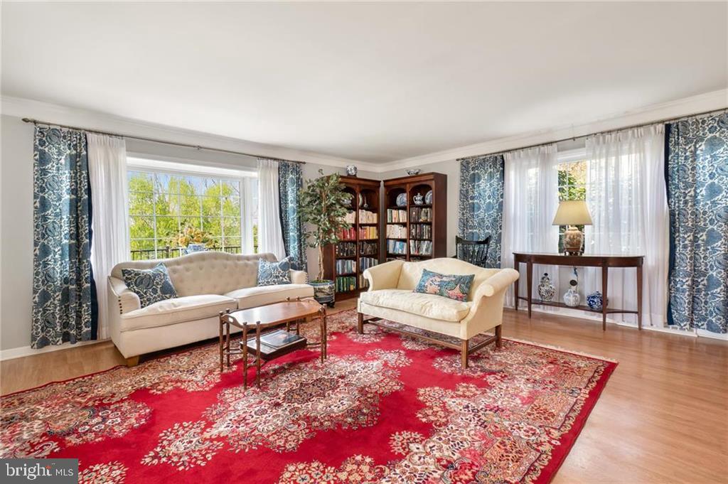 ROBIN HOOD - Residential