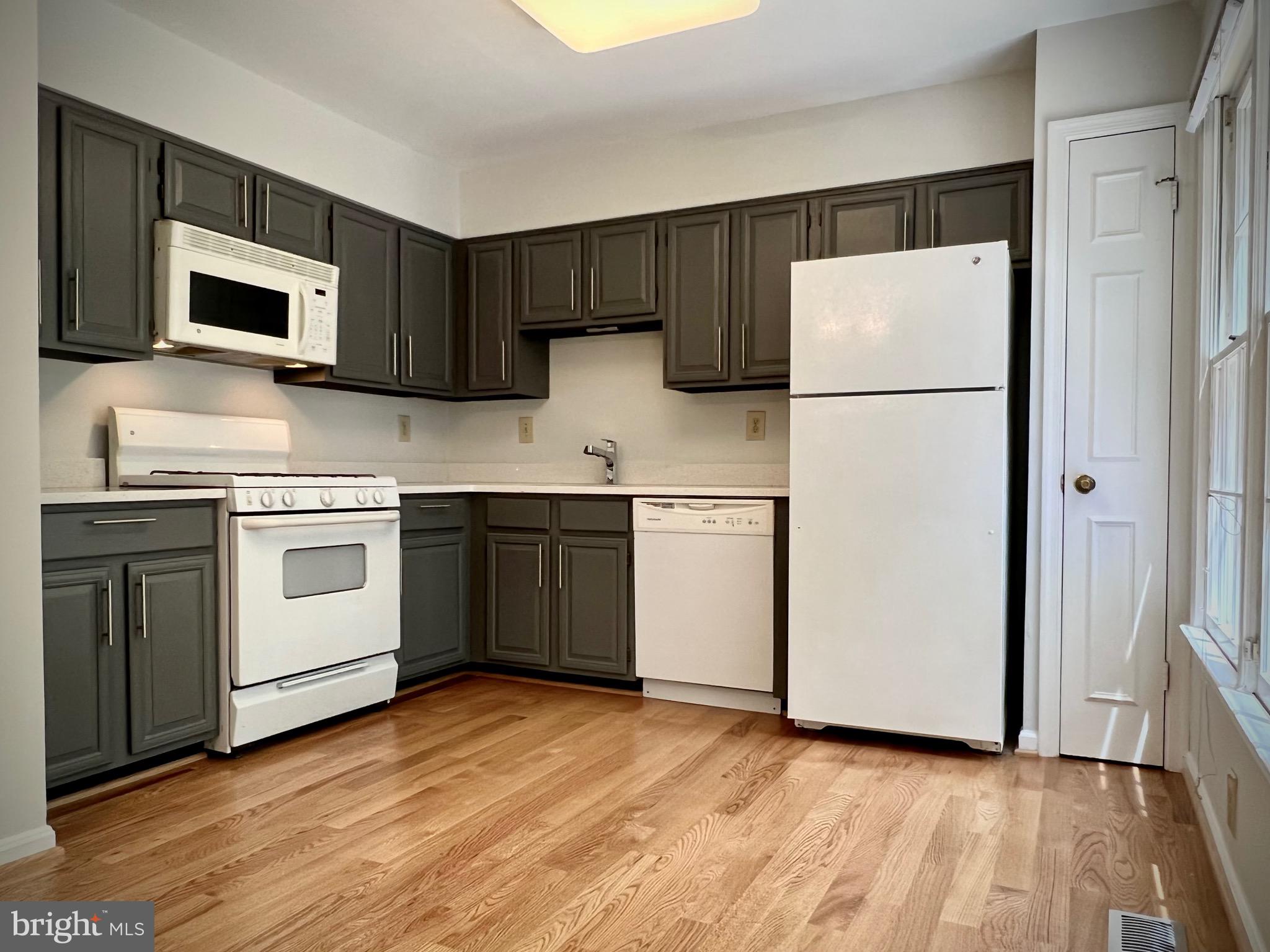 TIMBERLAWN - Residential Lease