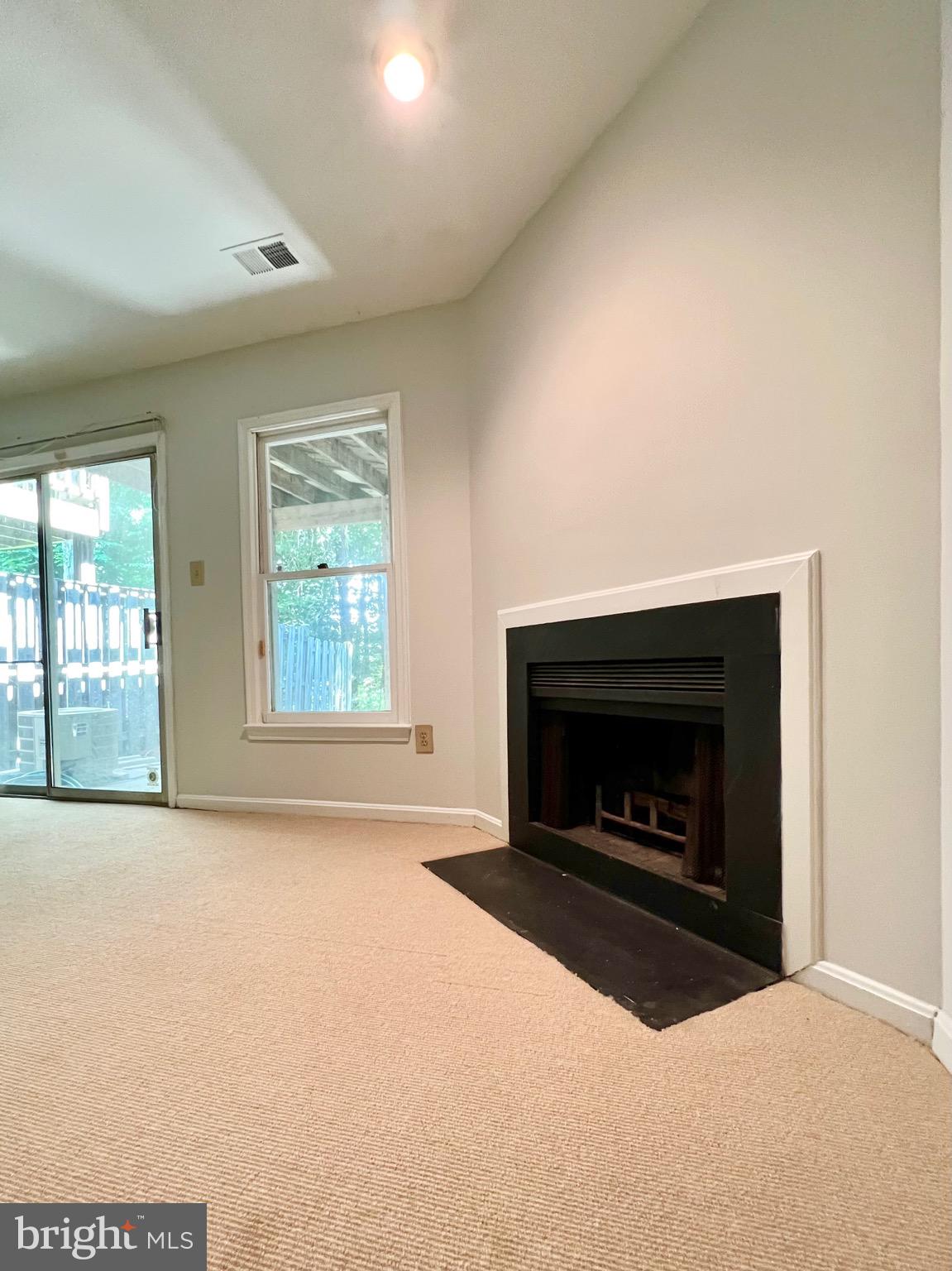 TIMBERLAWN - Residential Lease