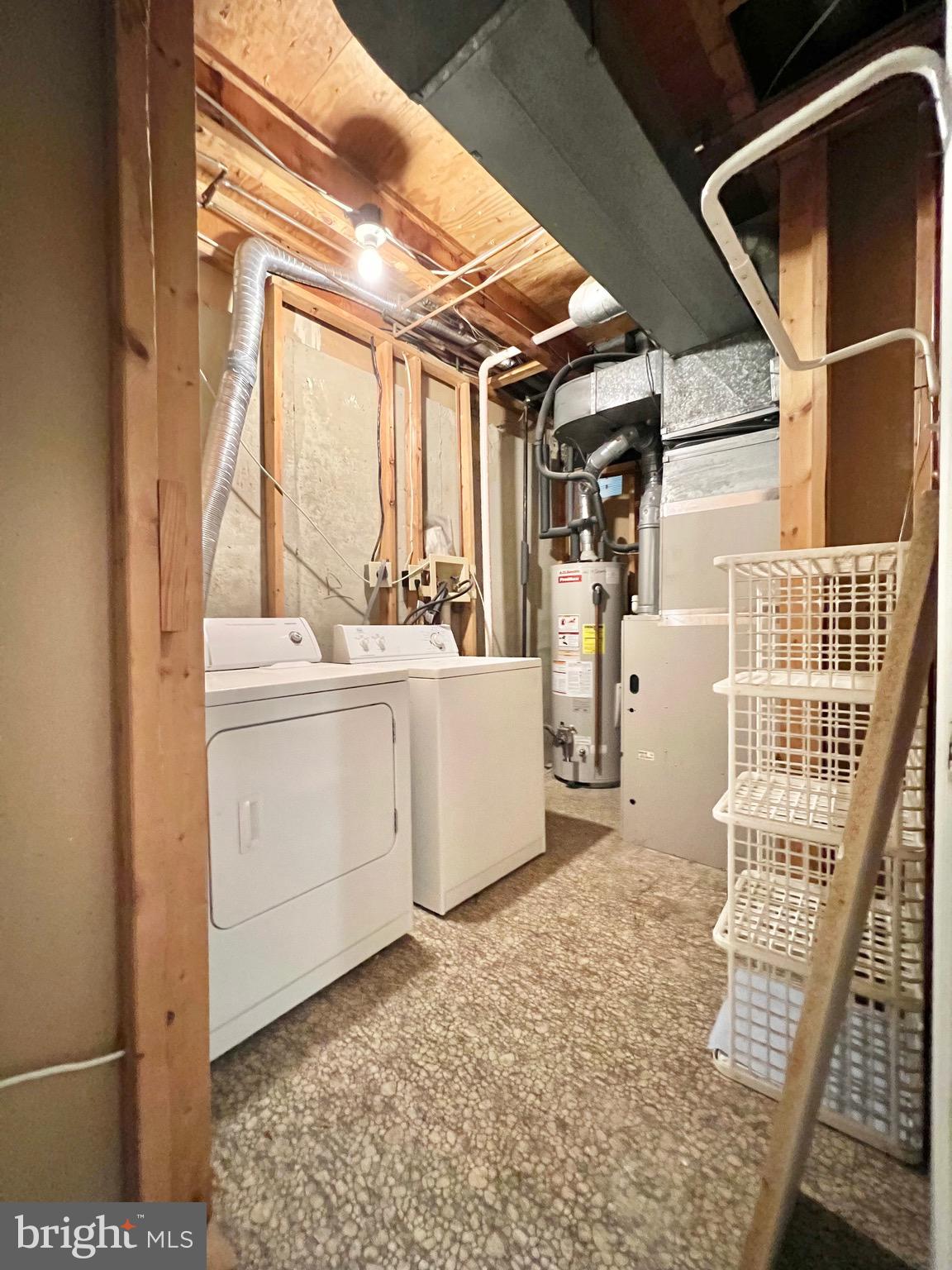 TIMBERLAWN - Residential Lease