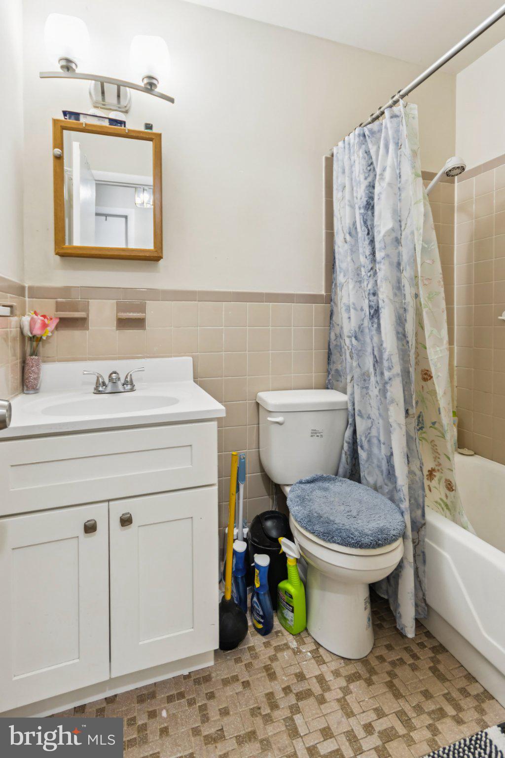 BELL AIR HEIGHTS - Residential