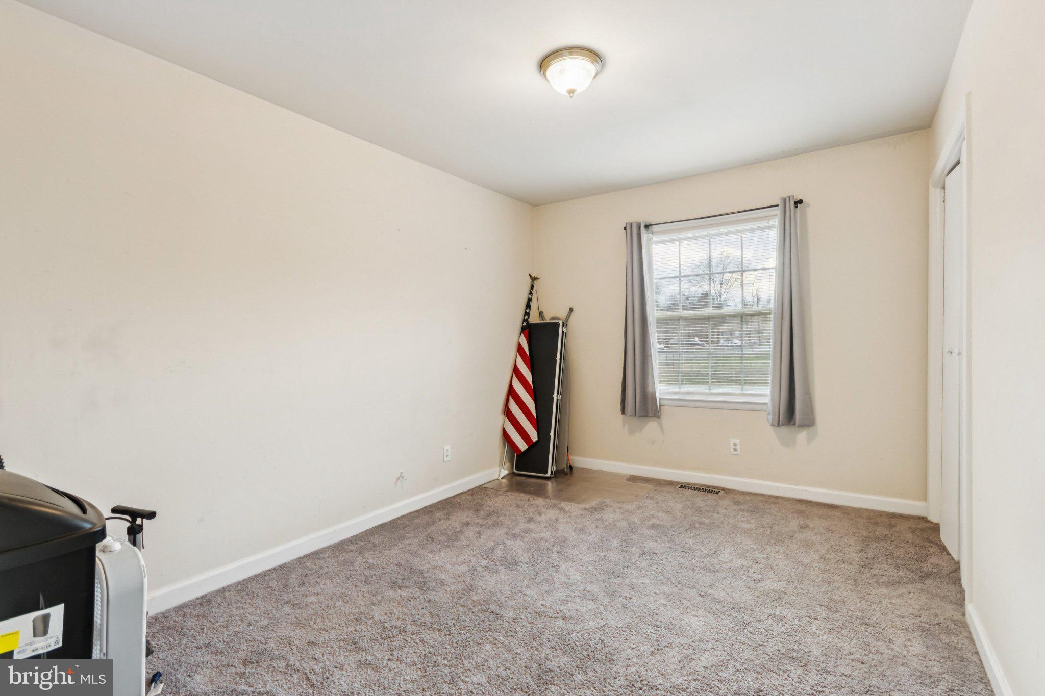 BELL AIR HEIGHTS - Residential