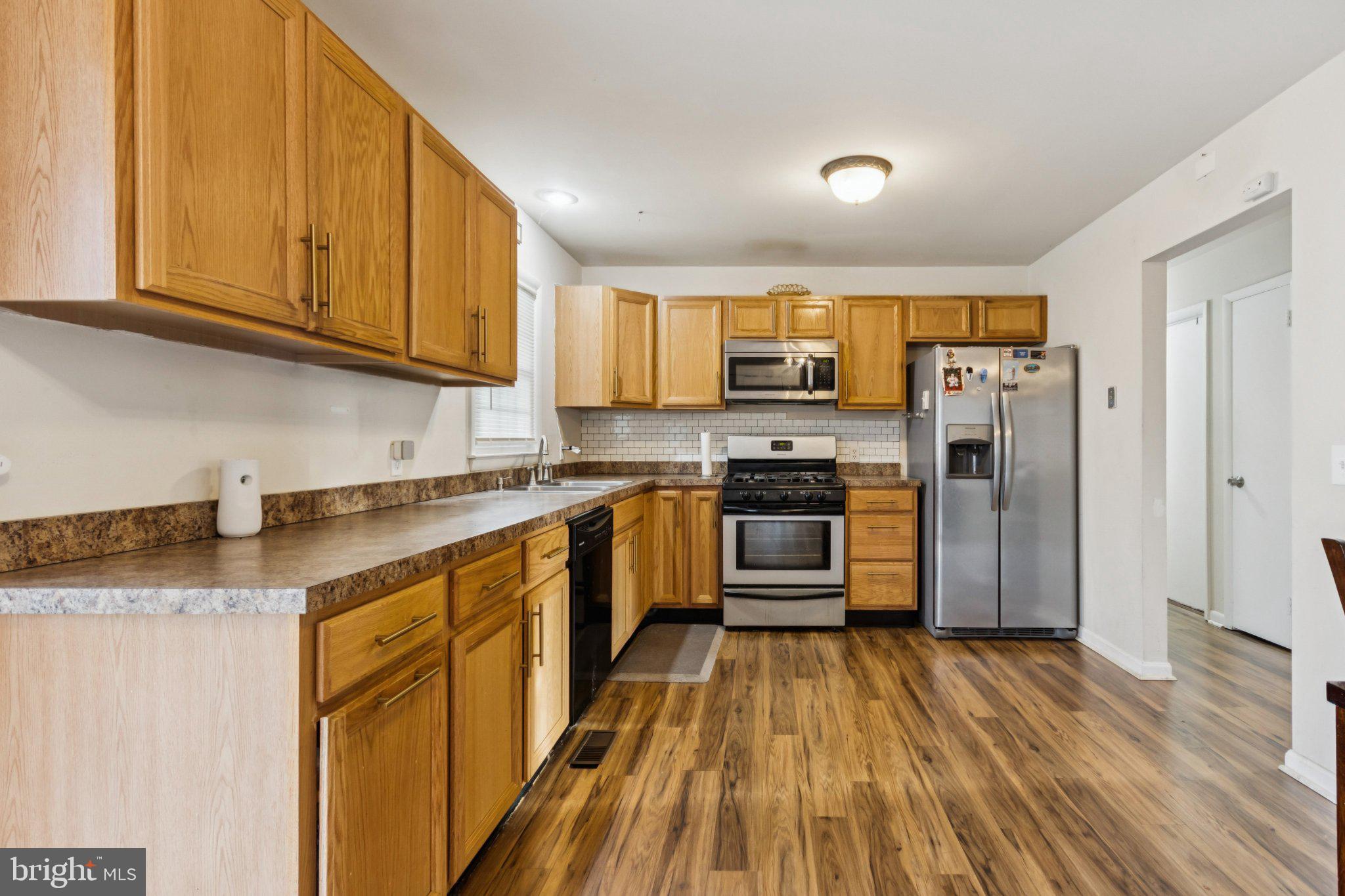 BELL AIR HEIGHTS - Residential