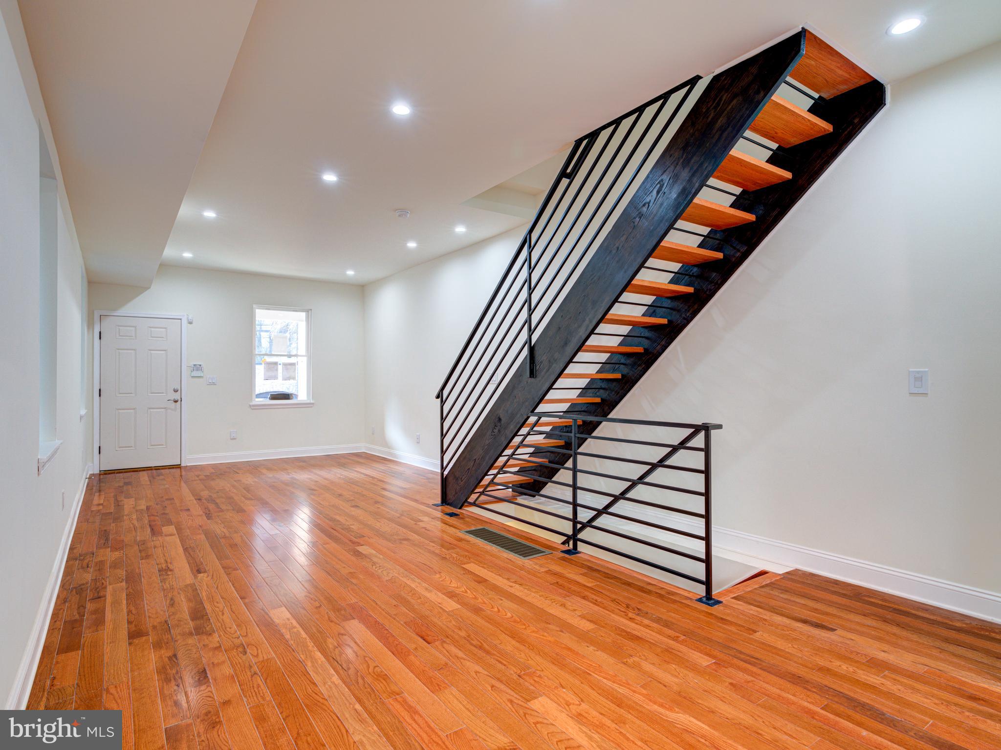 FISHTOWN - Residential Lease