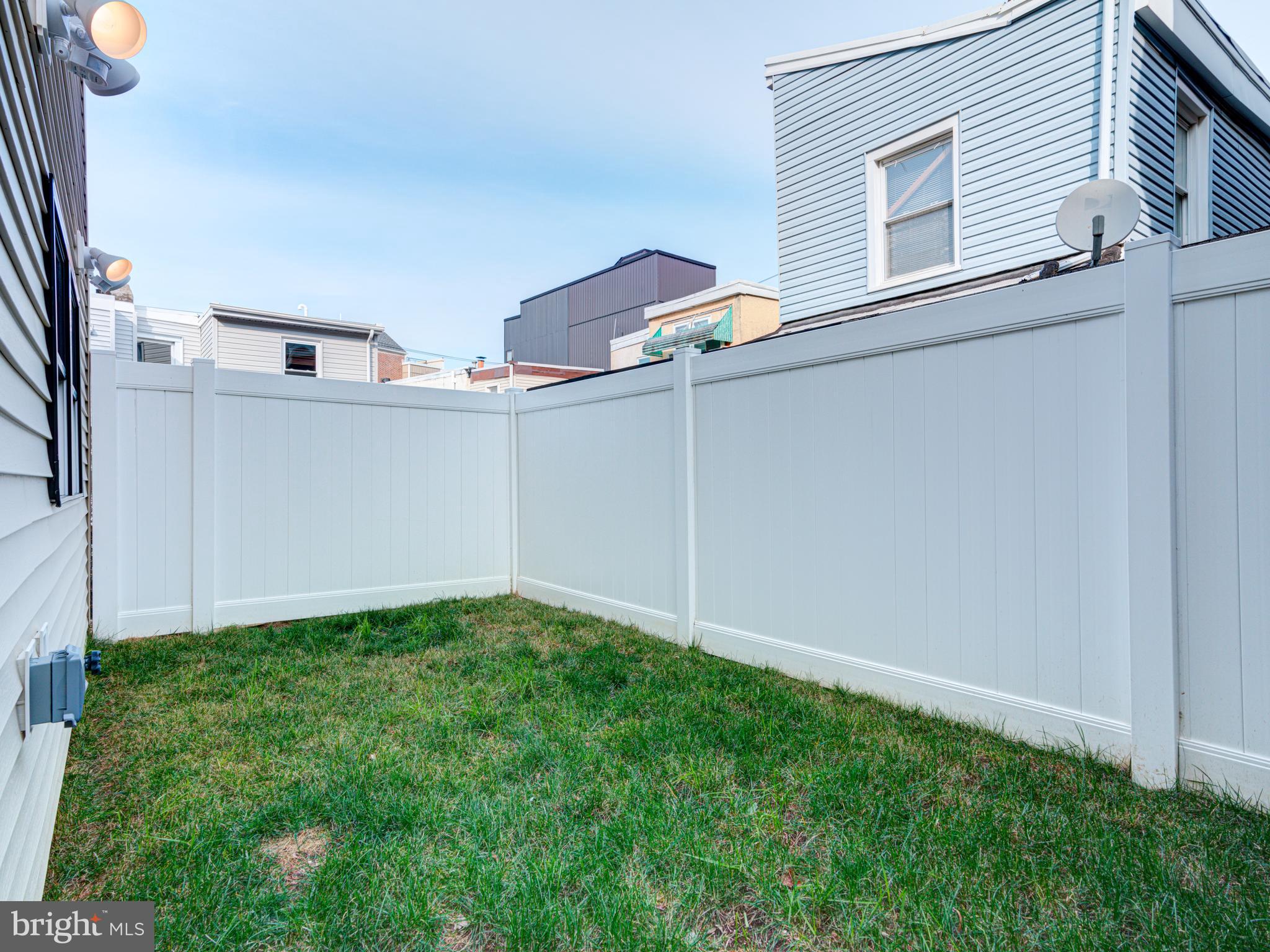 FISHTOWN - Residential Lease