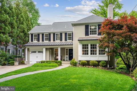 Photo of 33 Quincy Street, Chevy Chase, MD 20815 (MLS # MDMC2130996)