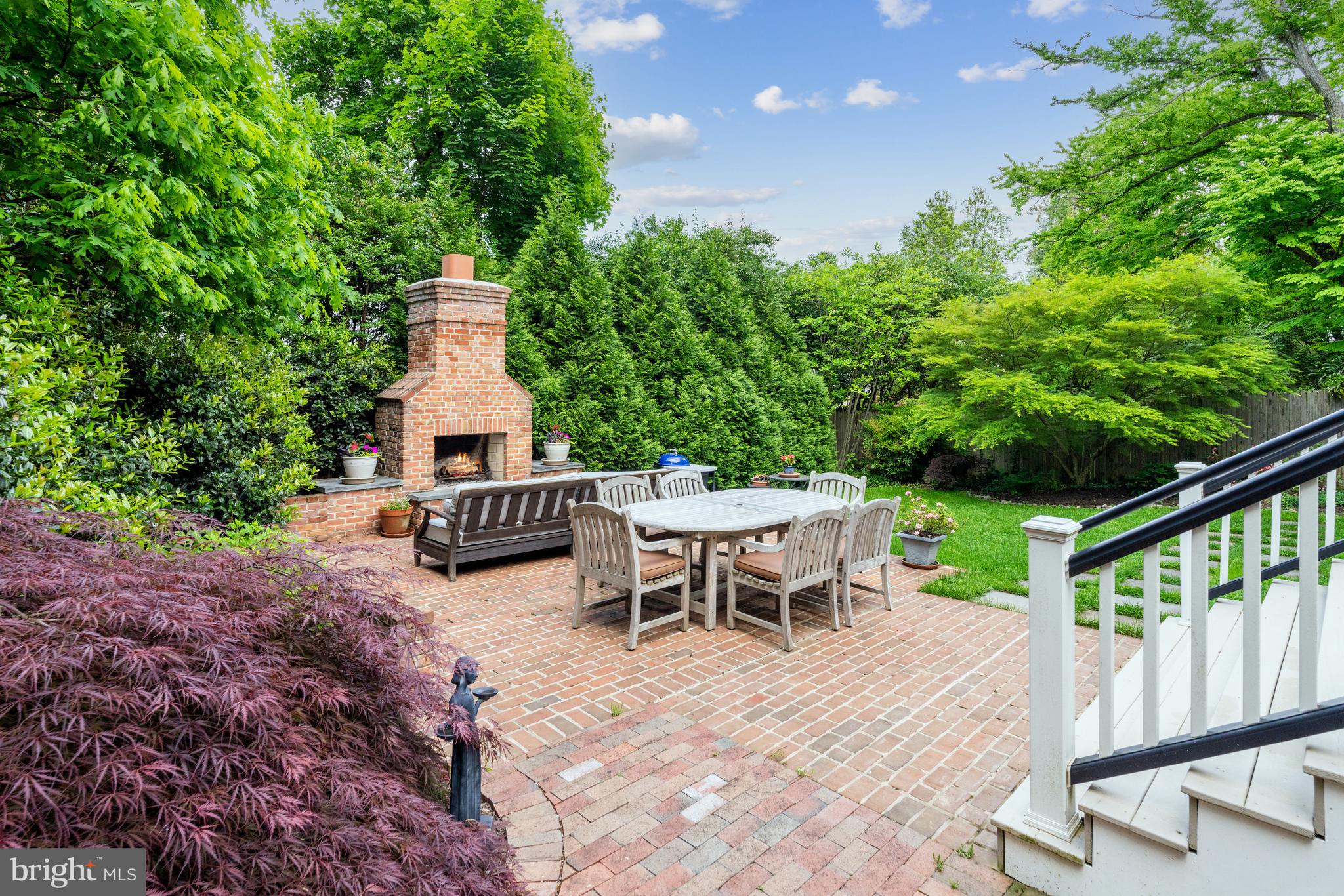 CHEVY CHASE VILLAGE - Residential