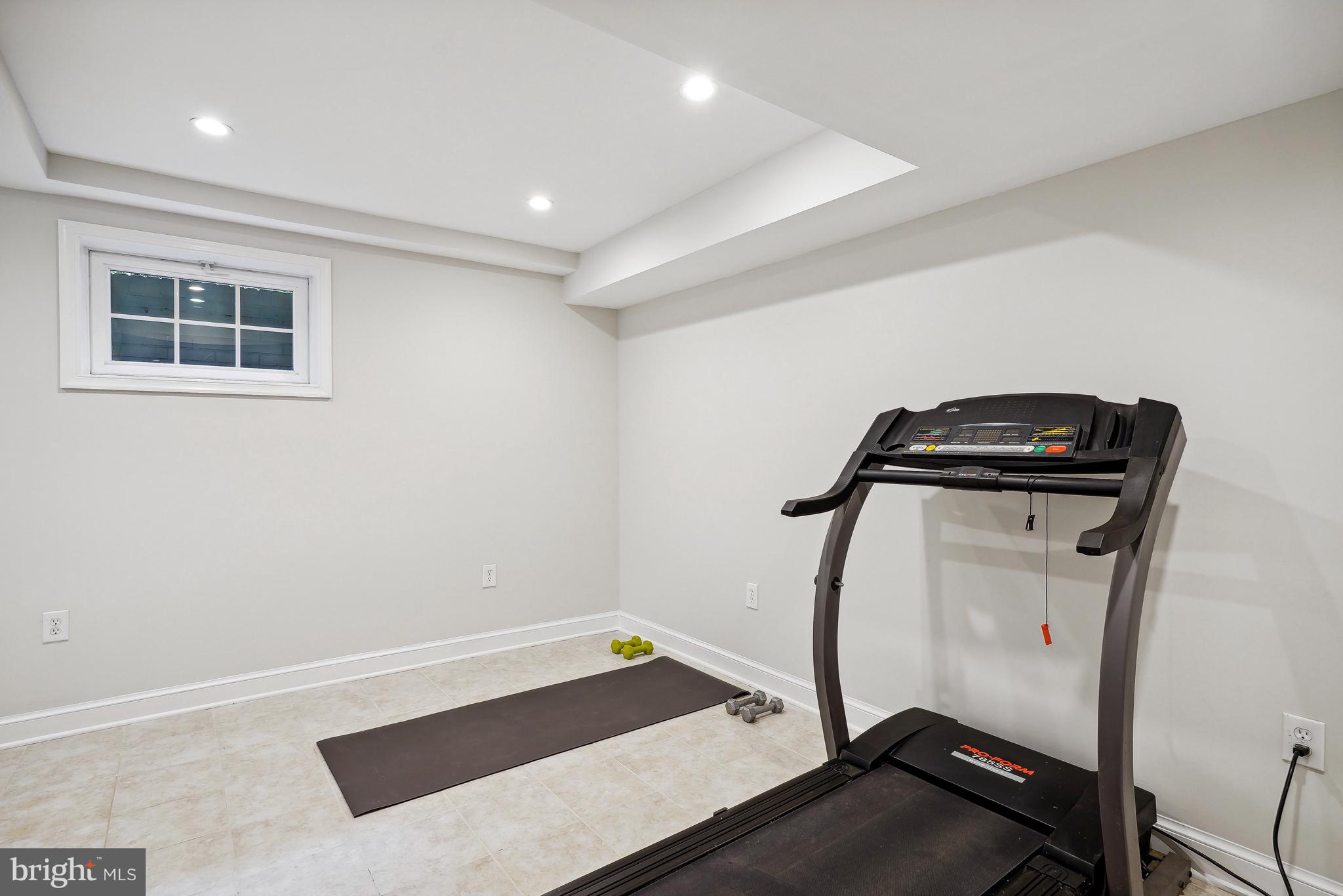 CHEVY CHASE VILLAGE - Residential