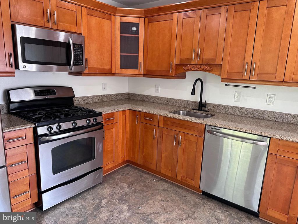 Photo of 5960 Millrace Court #B304, COLUMBIA, MD 21045 (MLS # MDHW2060296)