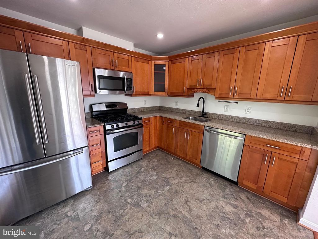 Photo of 5960 Millrace Court #B304, COLUMBIA, MD 21045 (MLS # MDHW2060296)