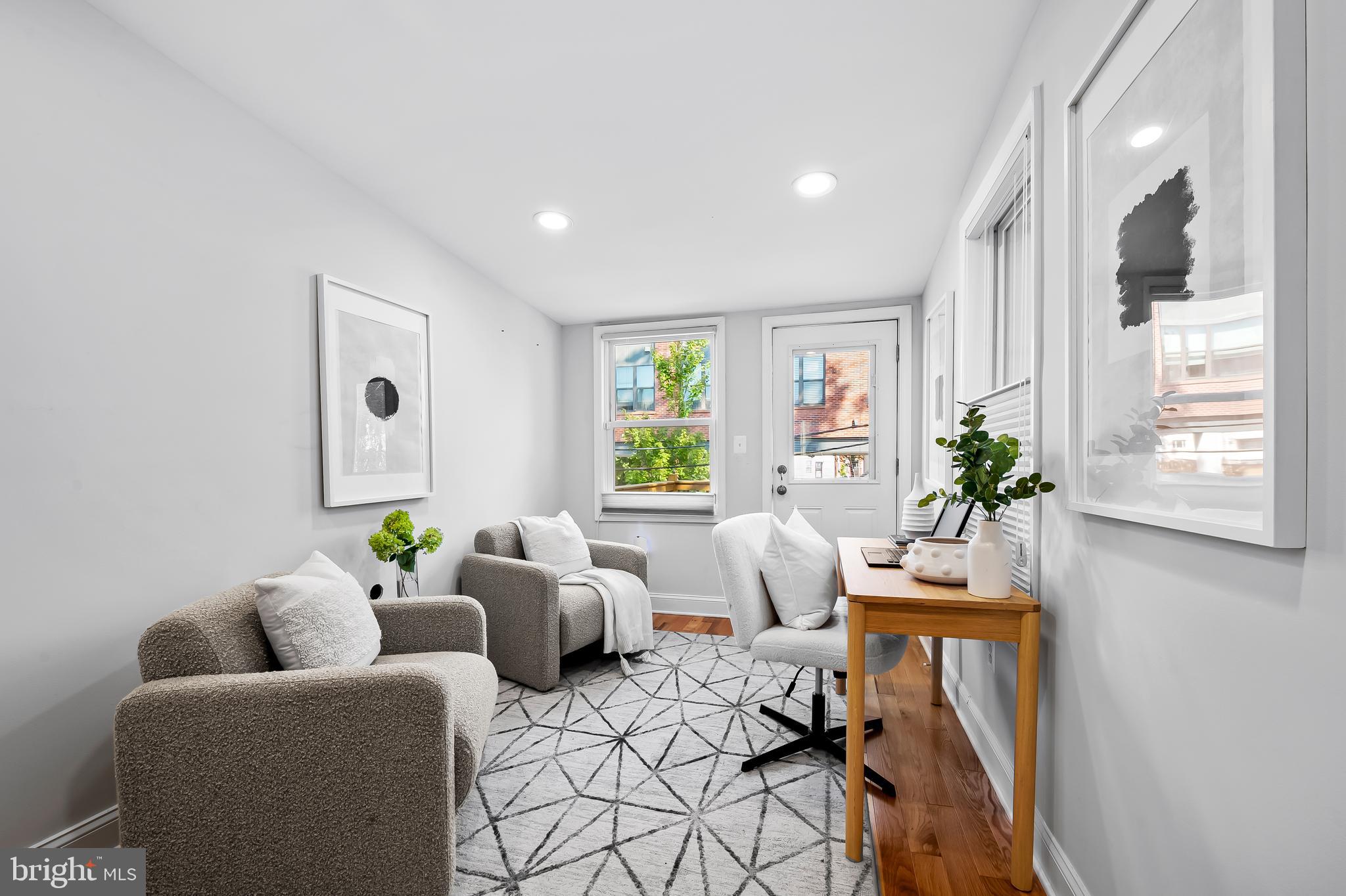 GREENMOUNT WEST - Residential