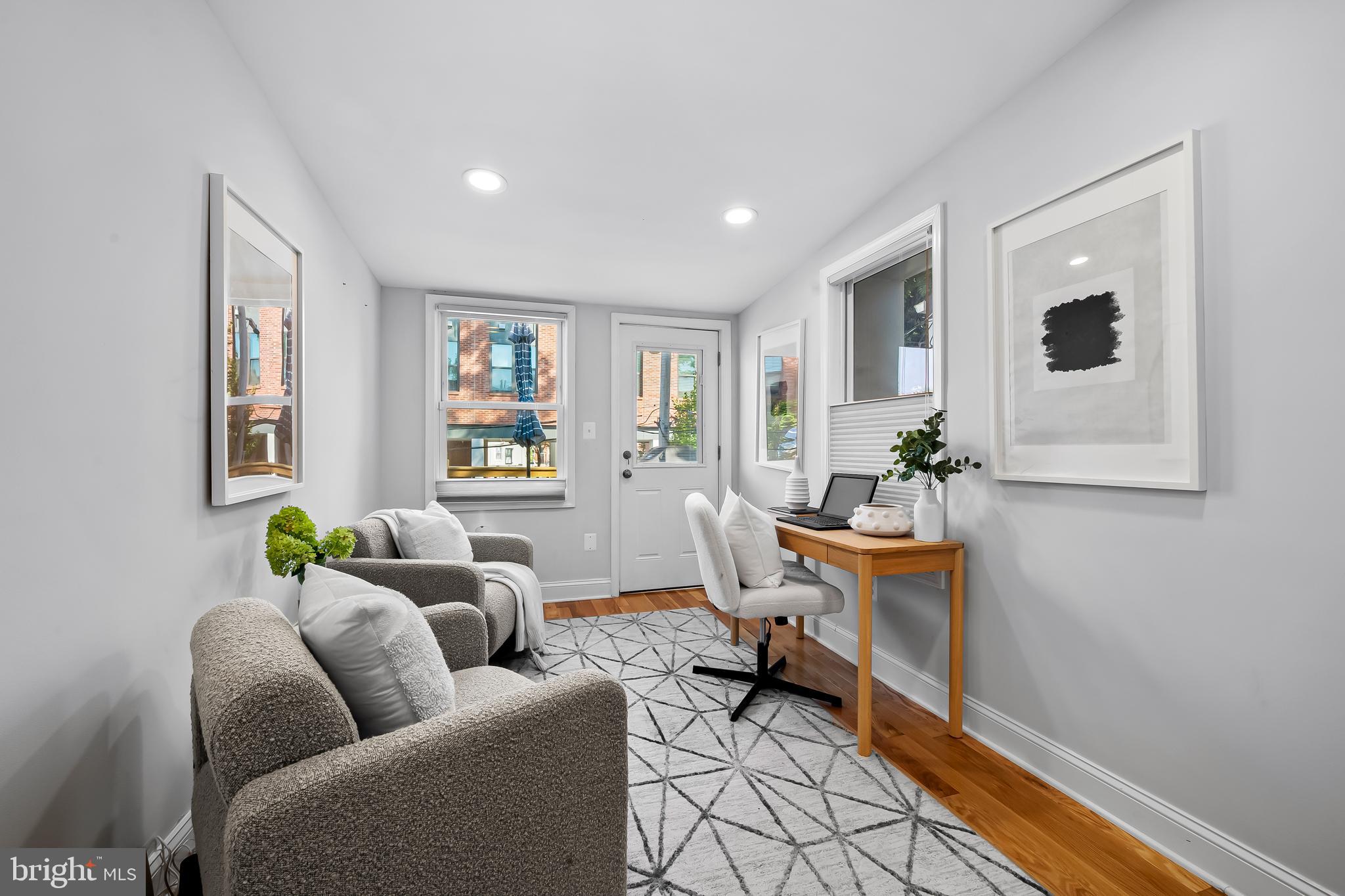 GREENMOUNT WEST - Residential