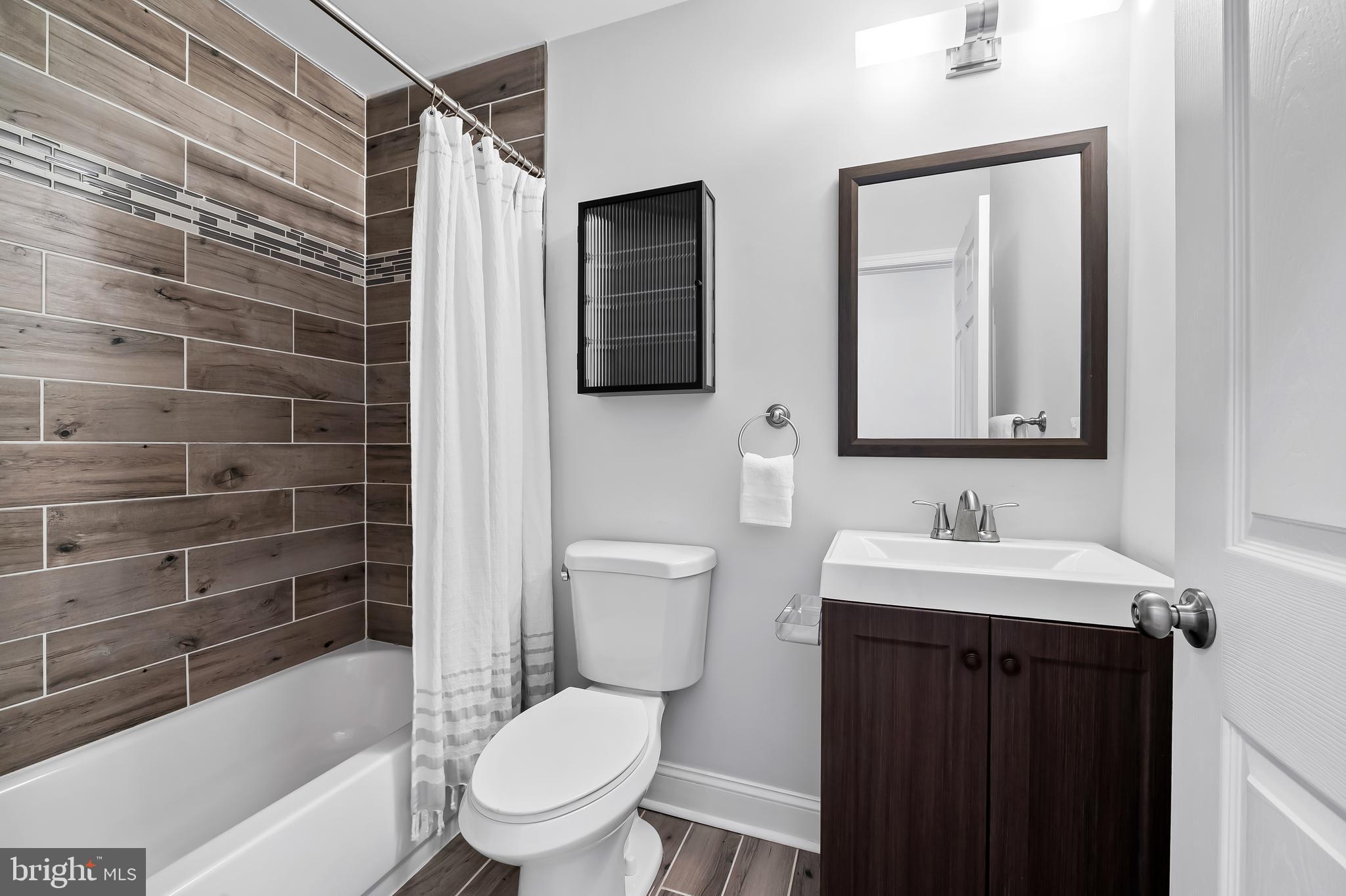 GREENMOUNT WEST - Residential