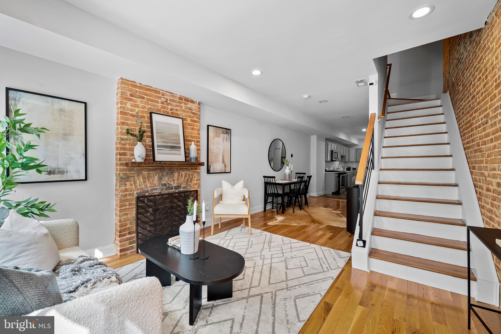 GREENMOUNT WEST - Residential