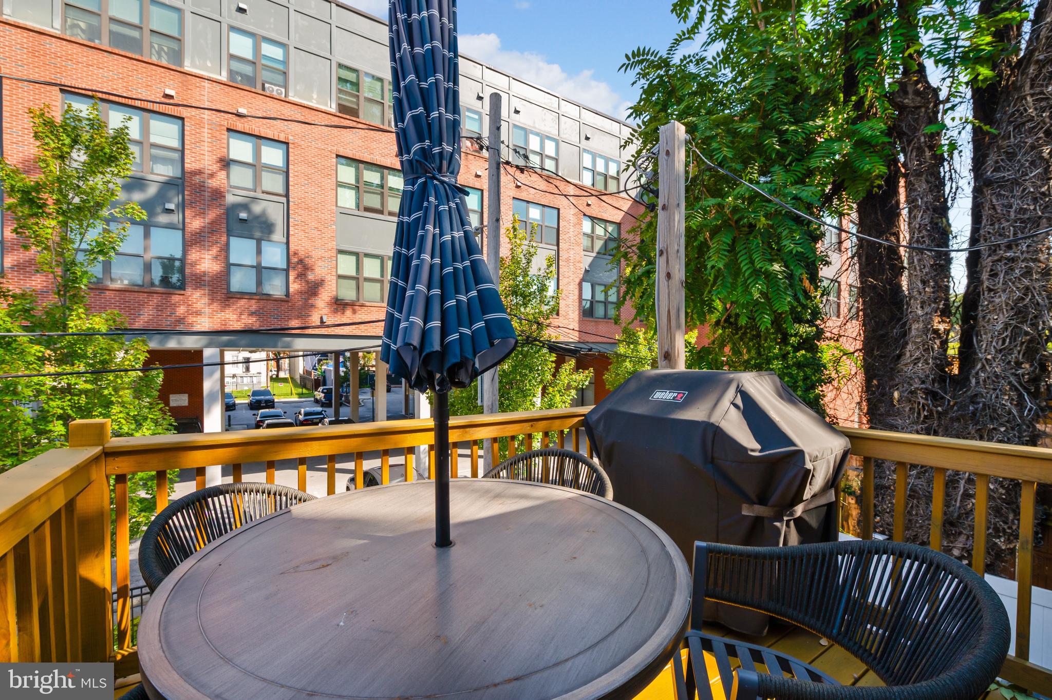 GREENMOUNT WEST - Residential