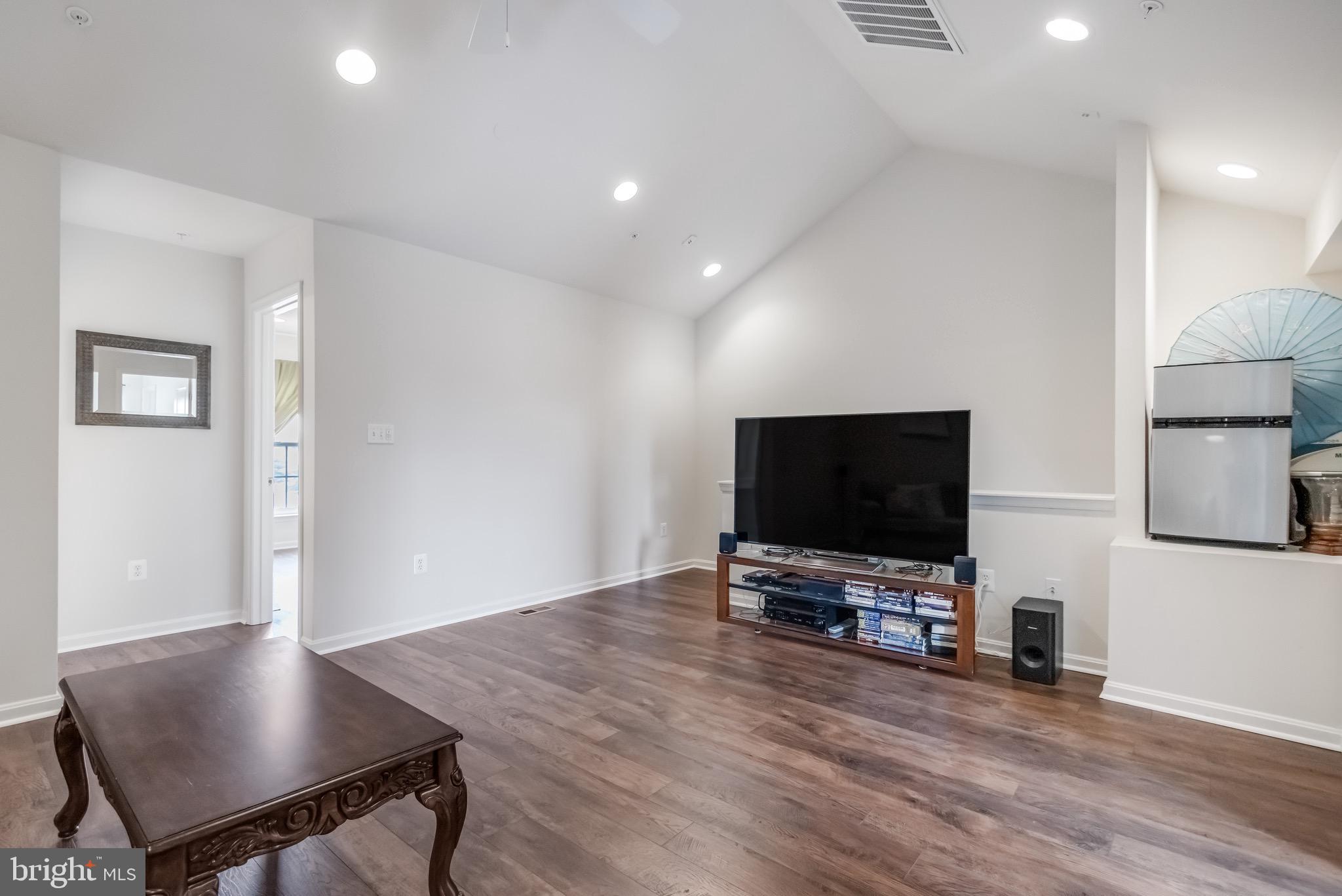 WOODCREST - Residential