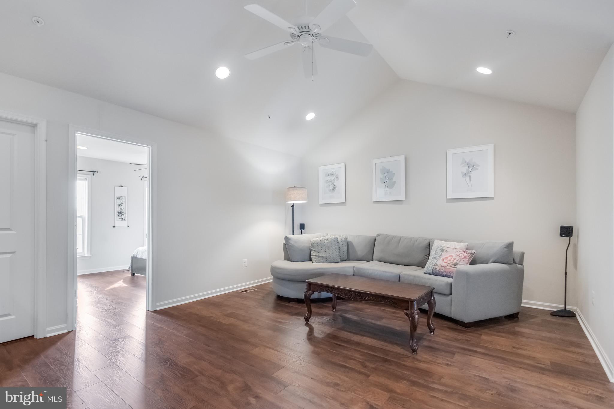 WOODCREST - Residential