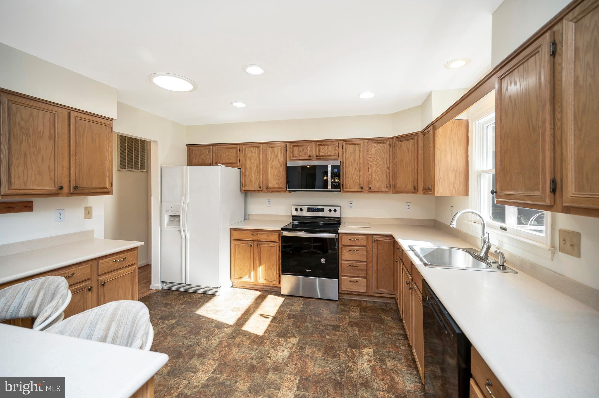 LAKE OF THE WOODS - Residential