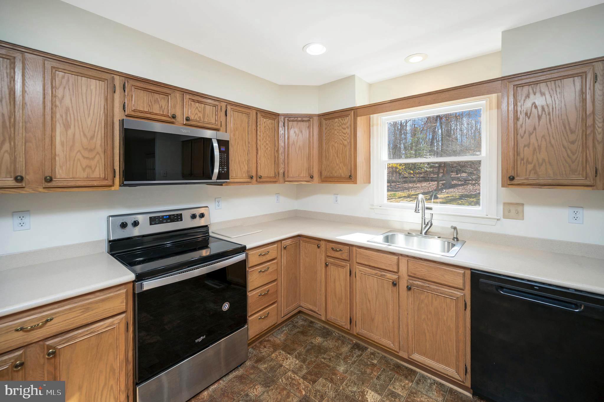 LAKE OF THE WOODS - Residential