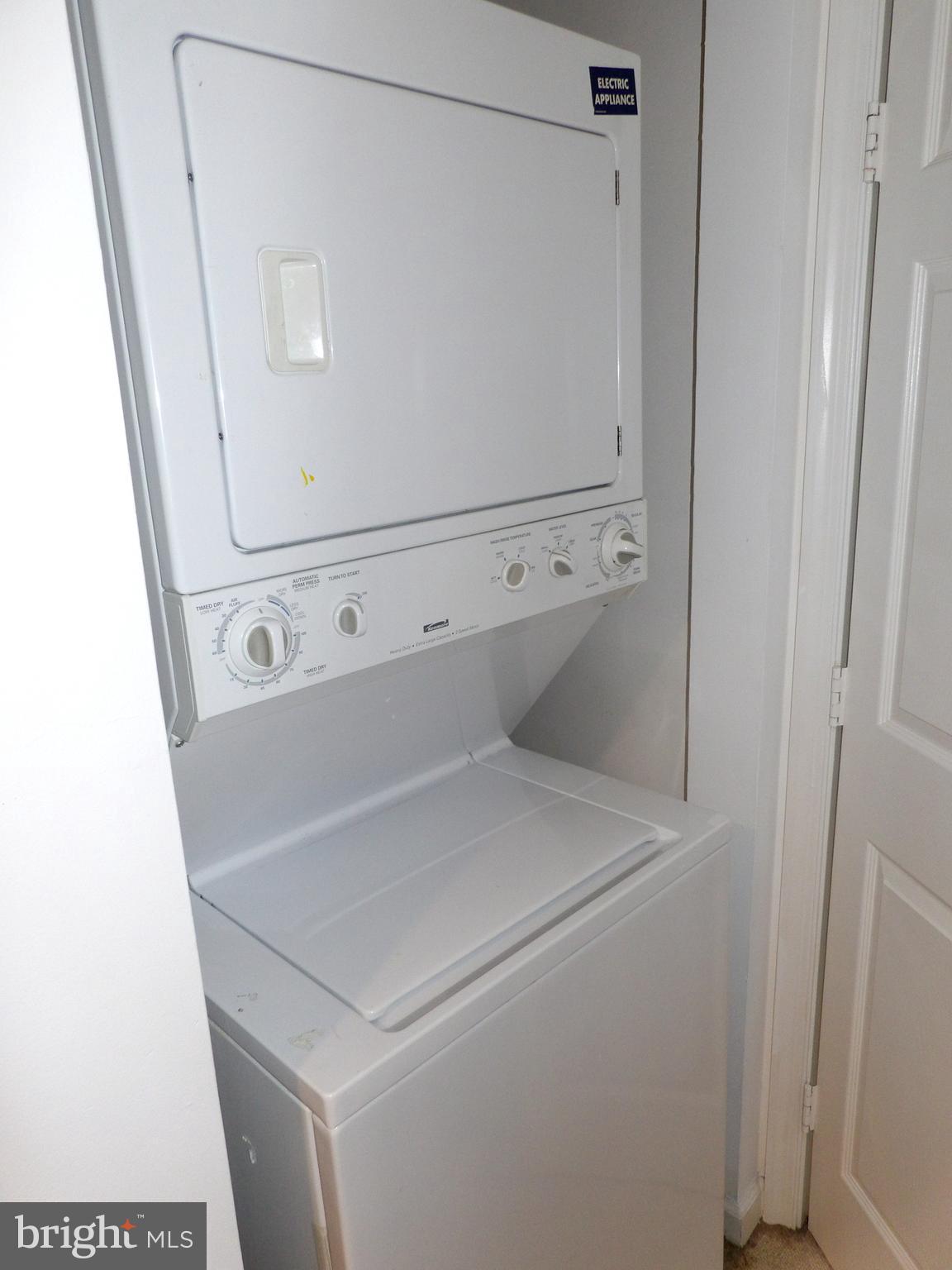 TUSCANY CANTERBURY - Residential Lease