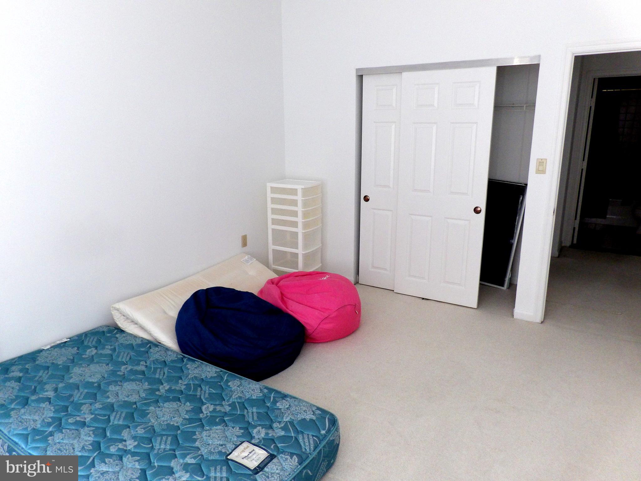 TUSCANY CANTERBURY - Residential Lease