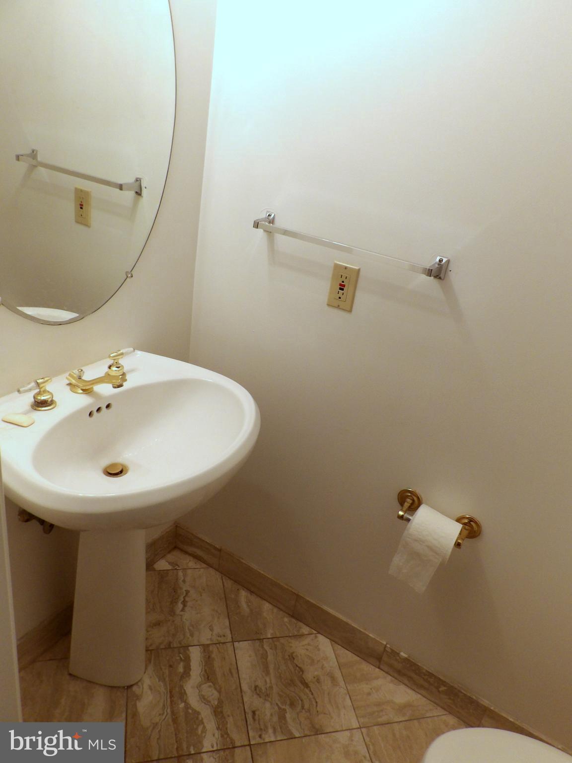 TUSCANY CANTERBURY - Residential Lease