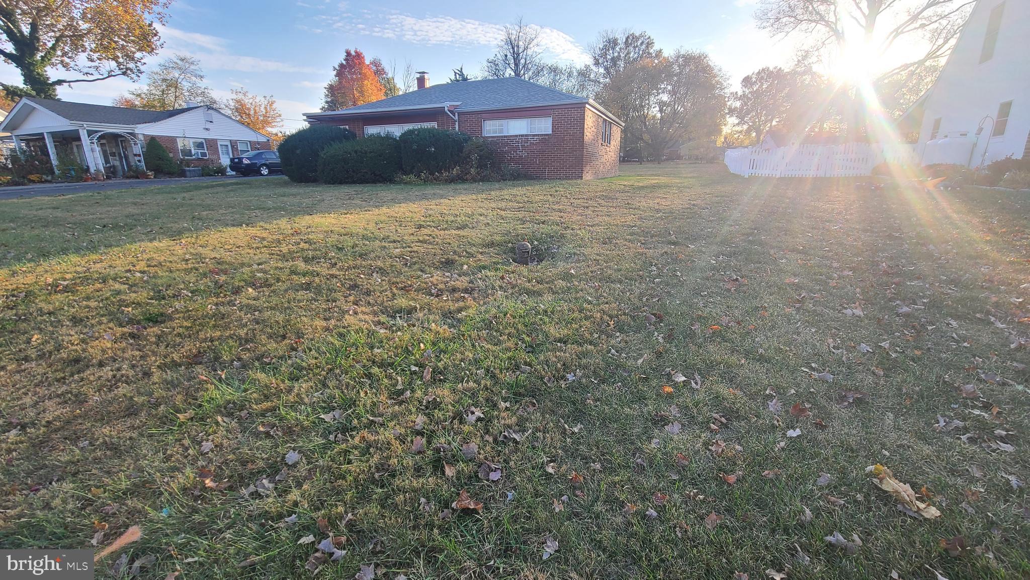 PLYMOUTH VALLEY - Residential