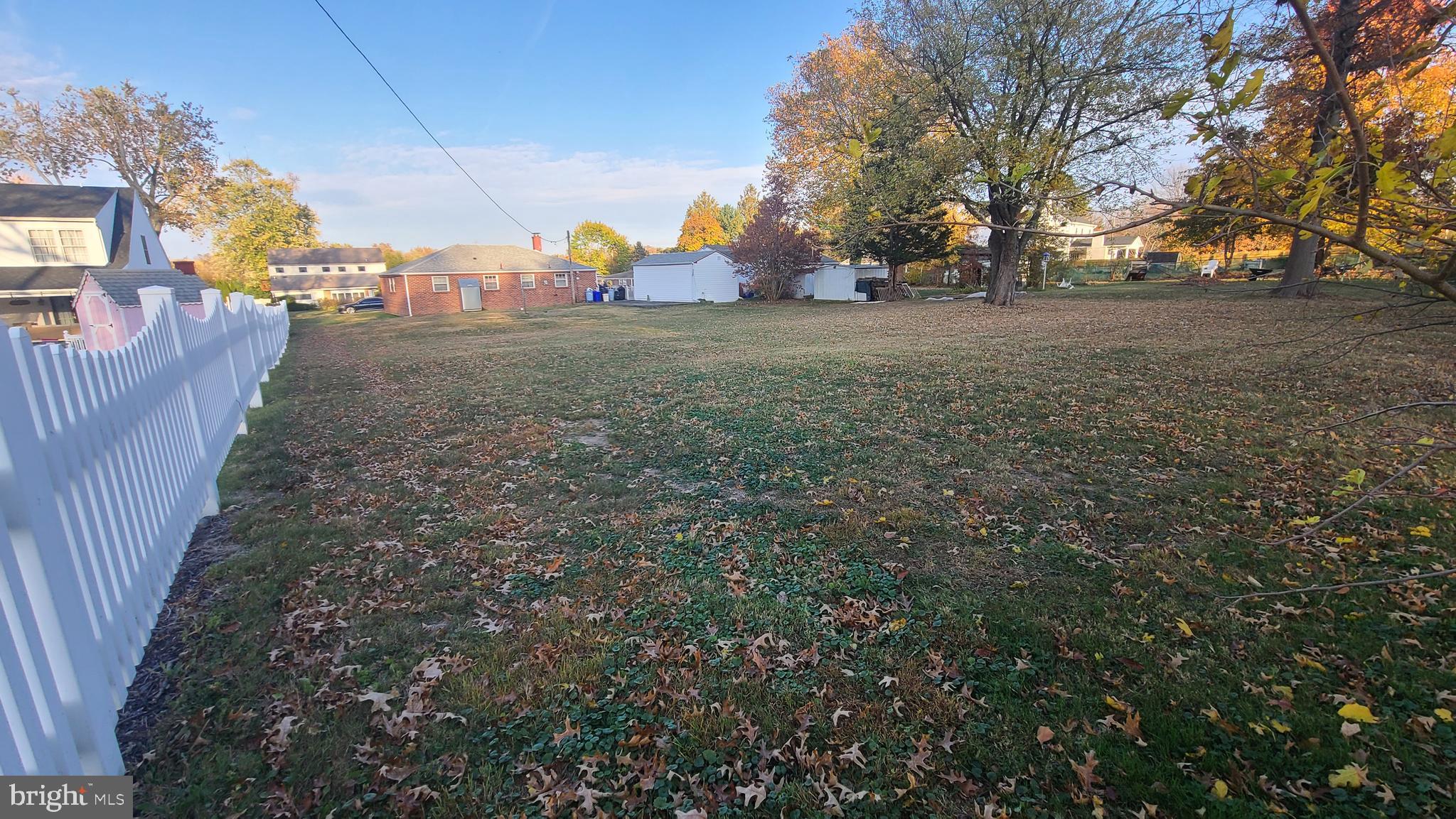 PLYMOUTH VALLEY - Residential