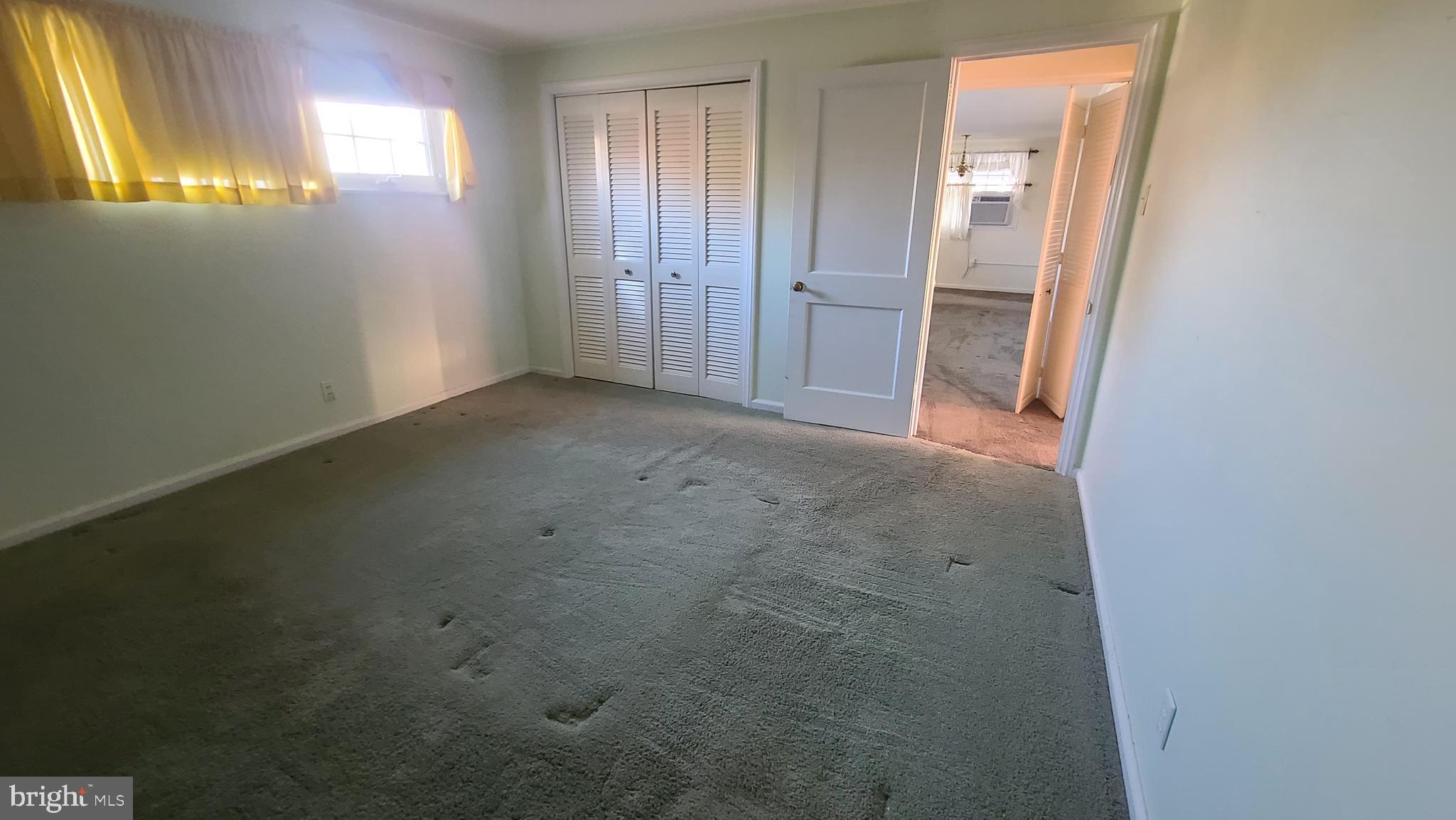 PLYMOUTH VALLEY - Residential