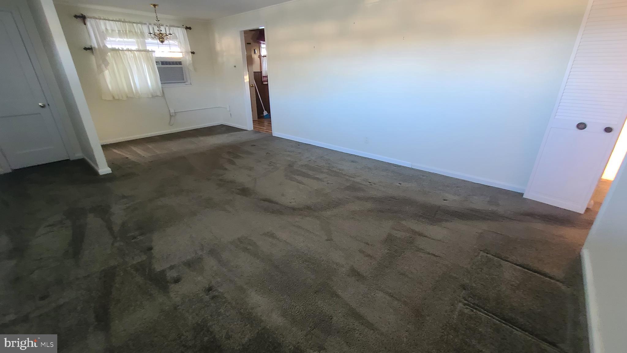 PLYMOUTH VALLEY - Residential