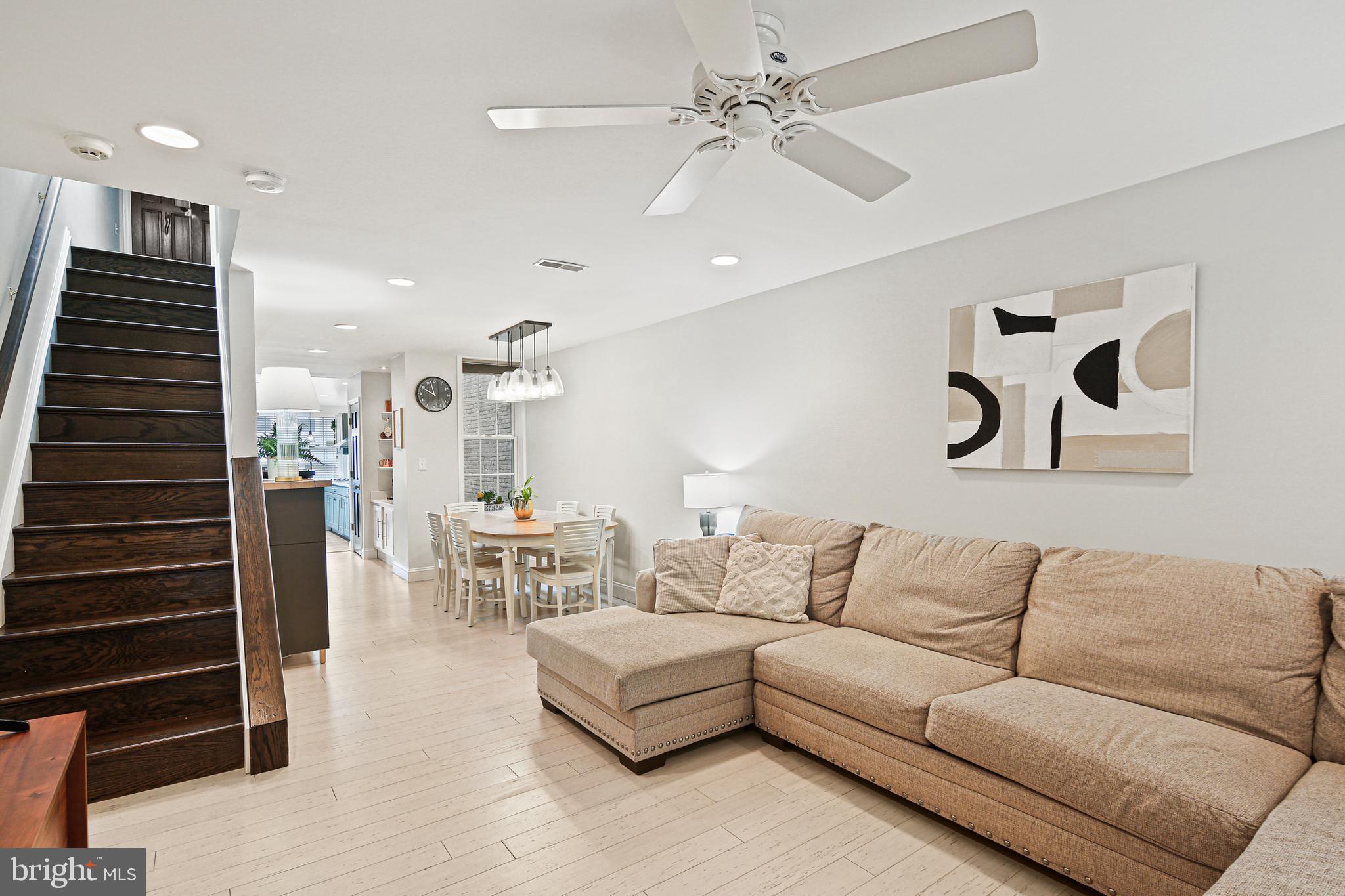 RIVERSIDE PARK - Residential