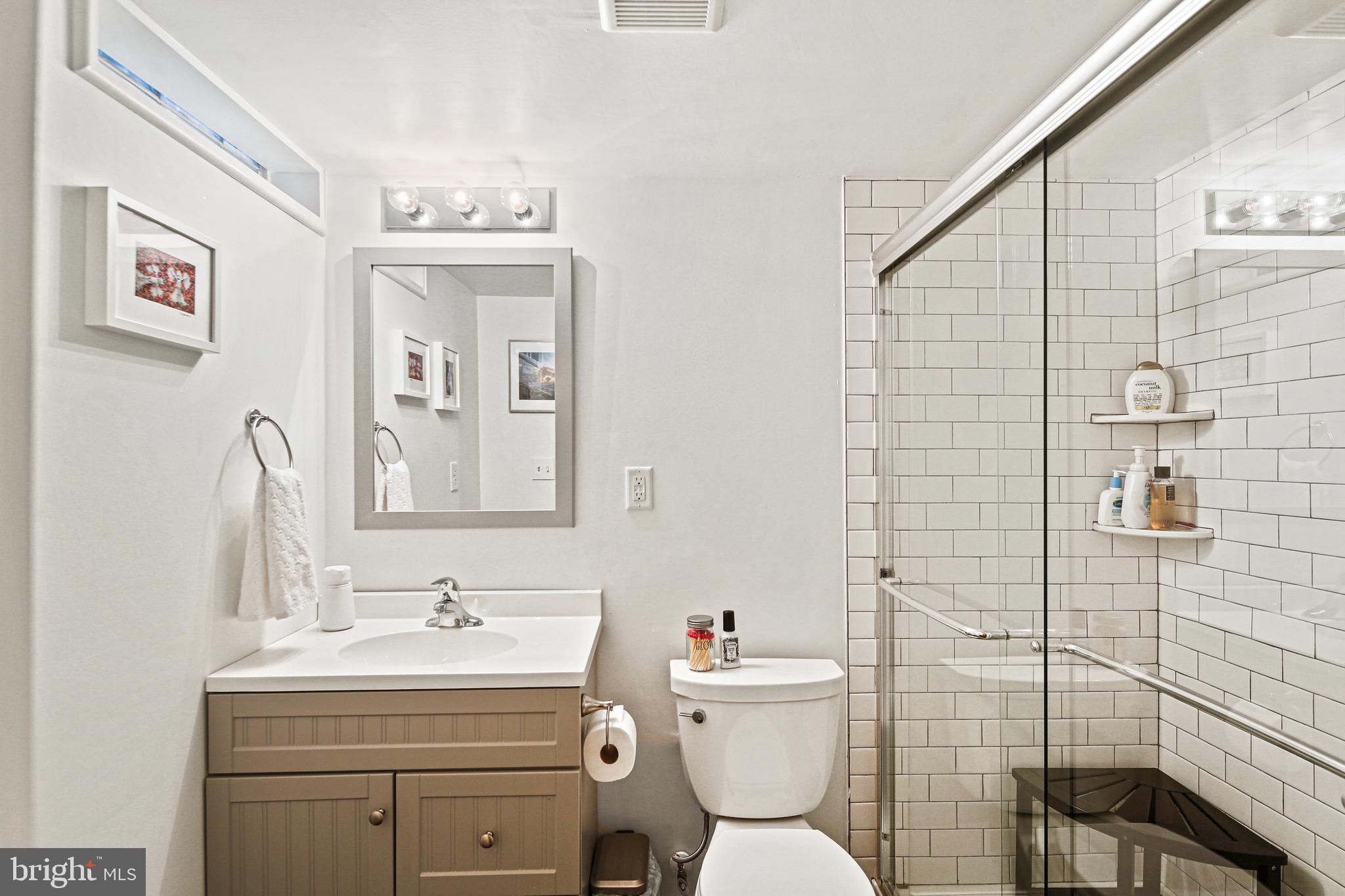 RIVERSIDE PARK - Residential