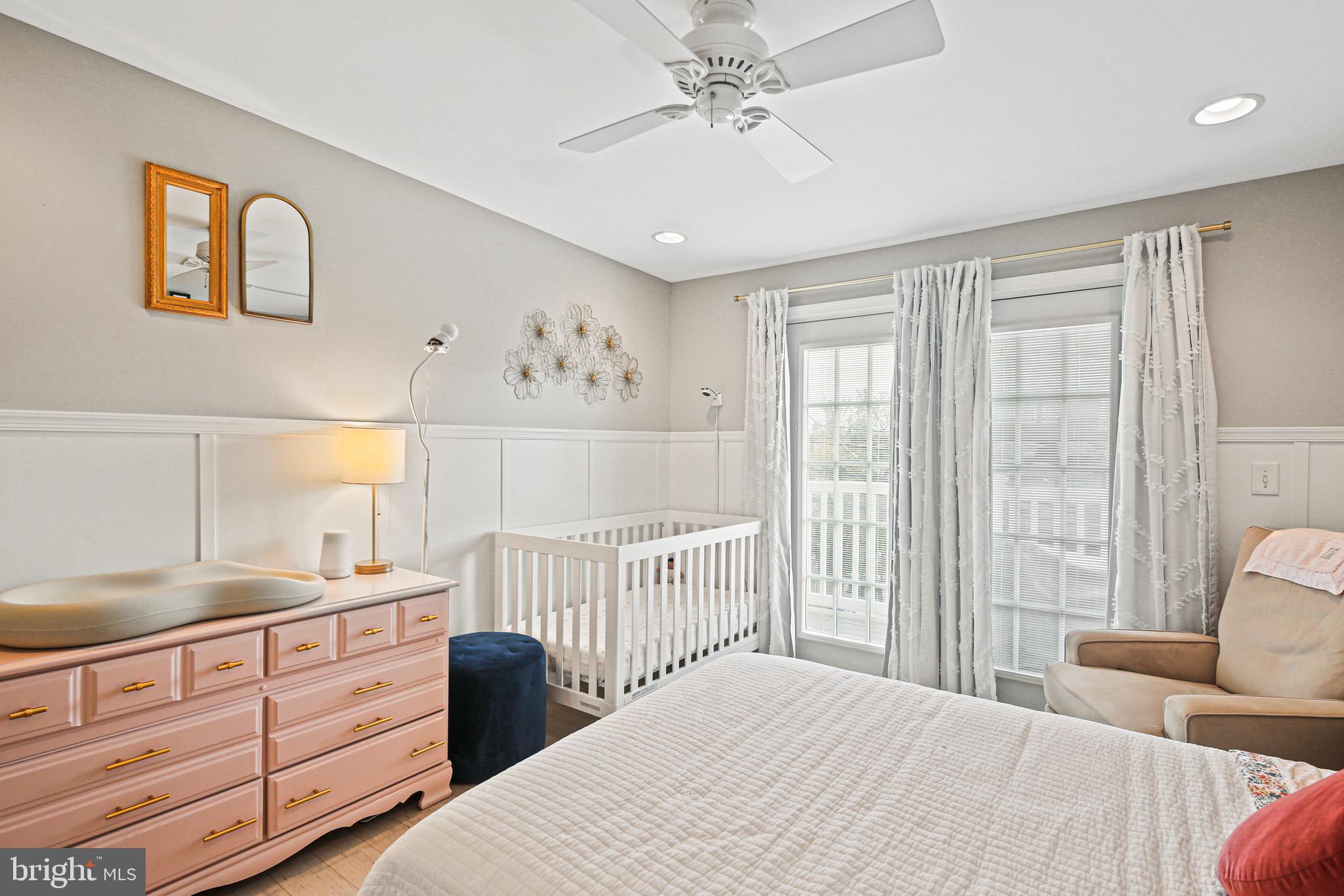 RIVERSIDE PARK - Residential