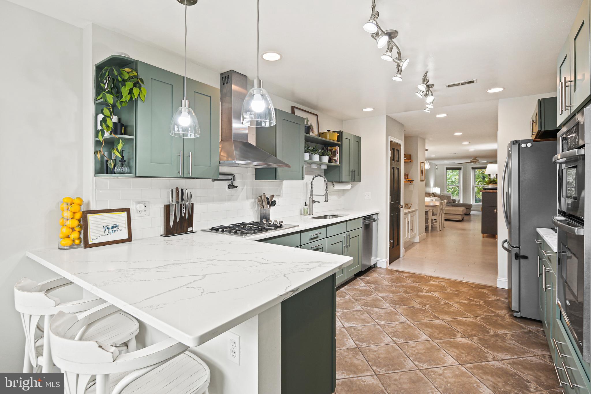 RIVERSIDE PARK - Residential