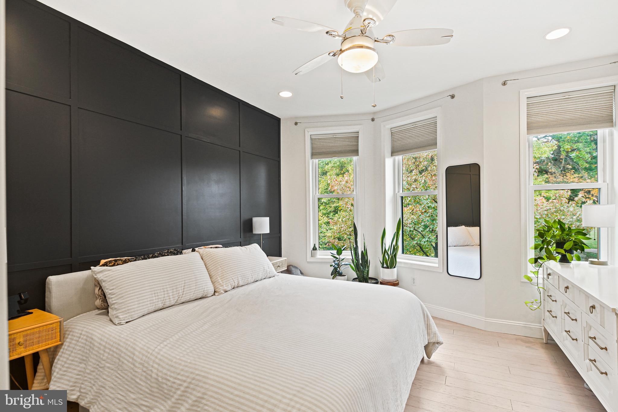 RIVERSIDE PARK - Residential