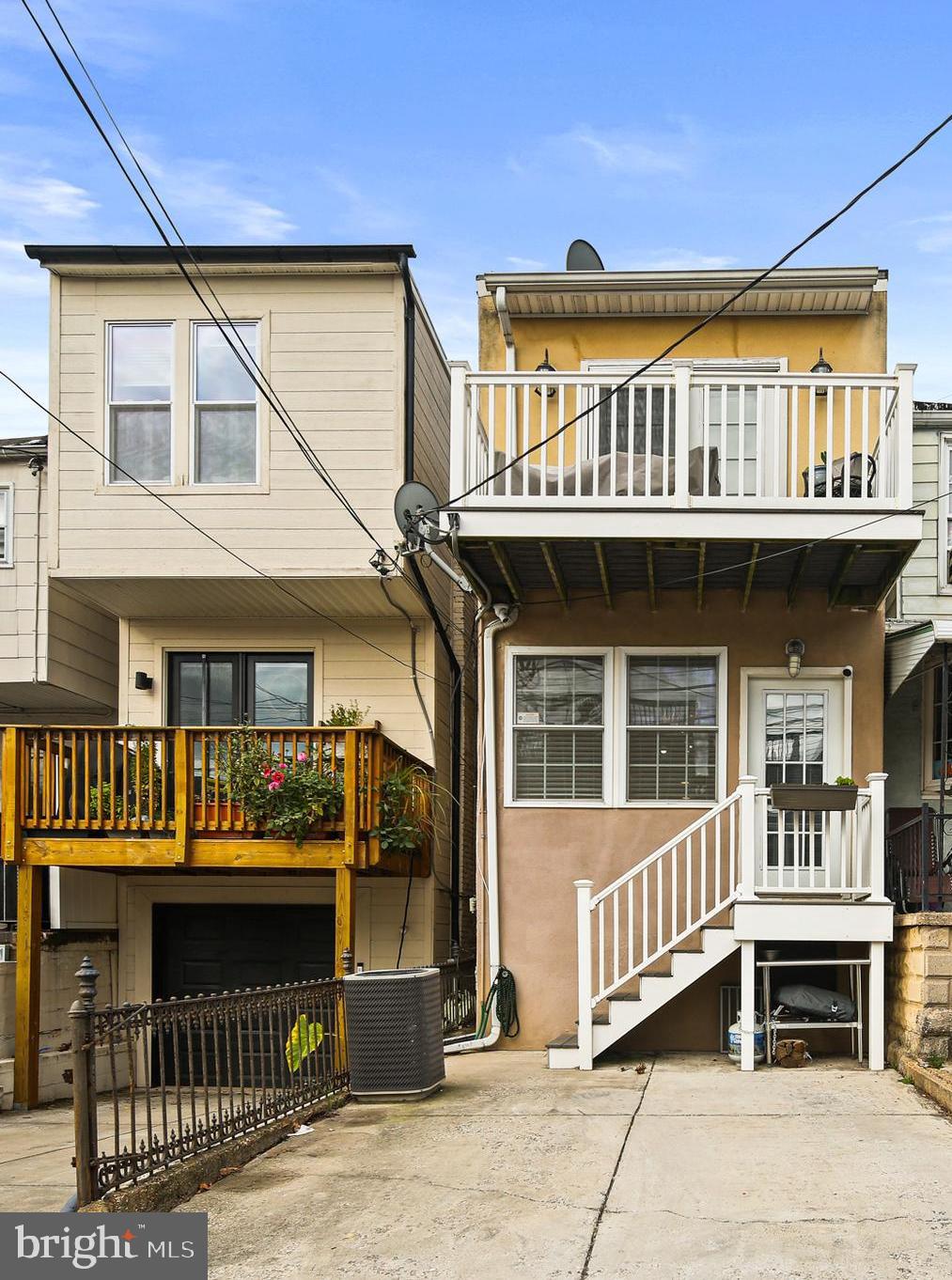 RIVERSIDE PARK - Residential