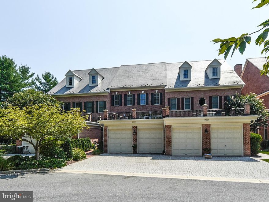 Well designed home w/ a wonderful open floor plan, high ceilings and lots of light. The large LR & DR are perfect more formal entertaining, while the Kit  w/ center island open to the FR, & overlooking mature trees are perfect for more intimate, family living. W/O LL w/ high ceilings, wet bar, two atrium doors with palladium windows above leading to a brick paved patio & trees. Avenel Amenities.